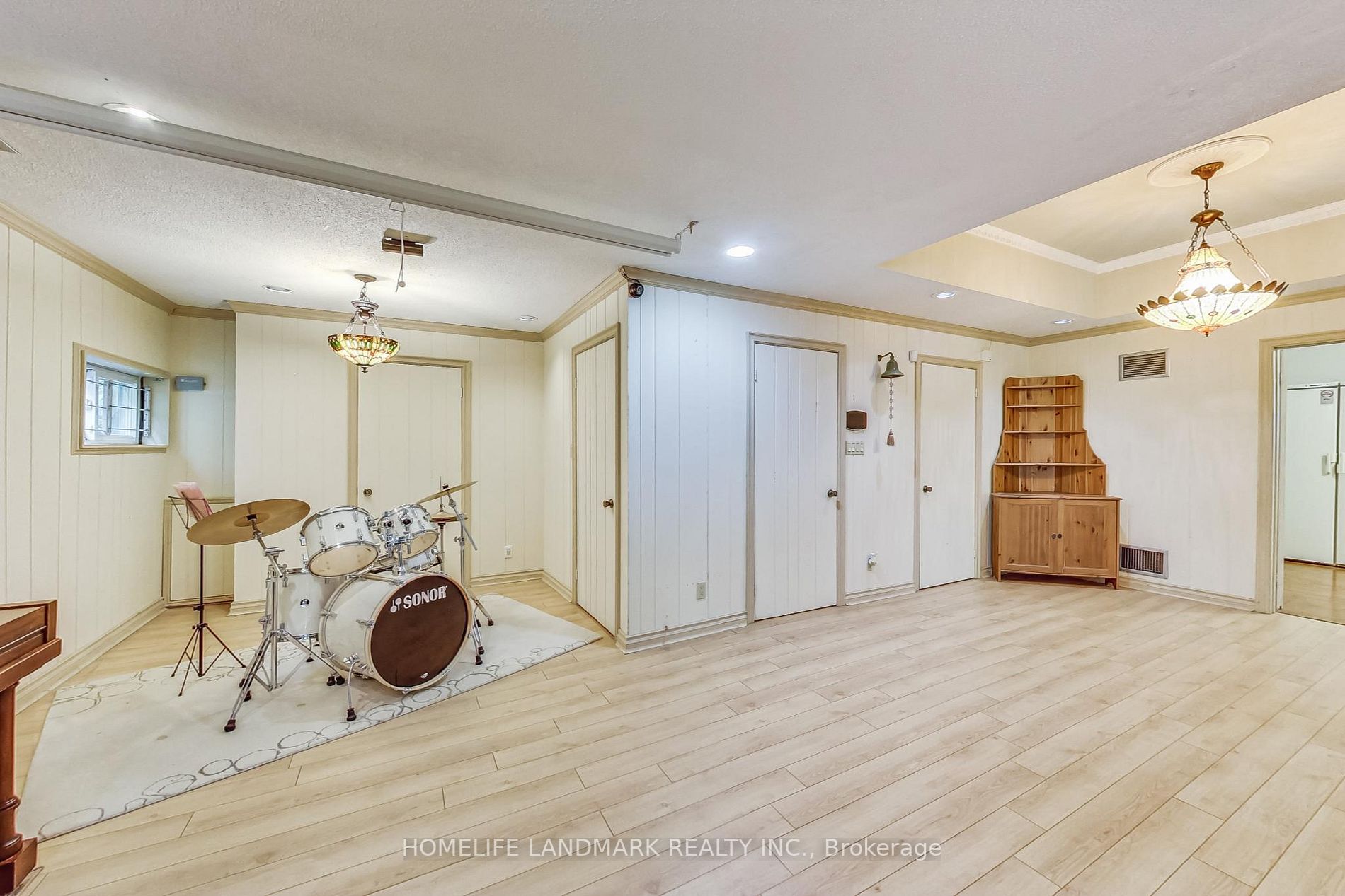 13 Creekside Rd