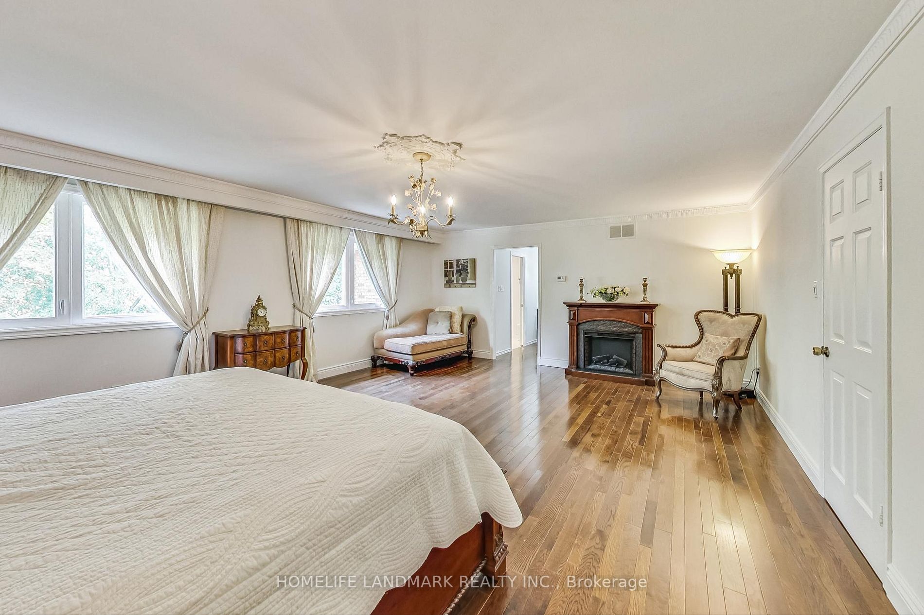 13 Creekside Rd