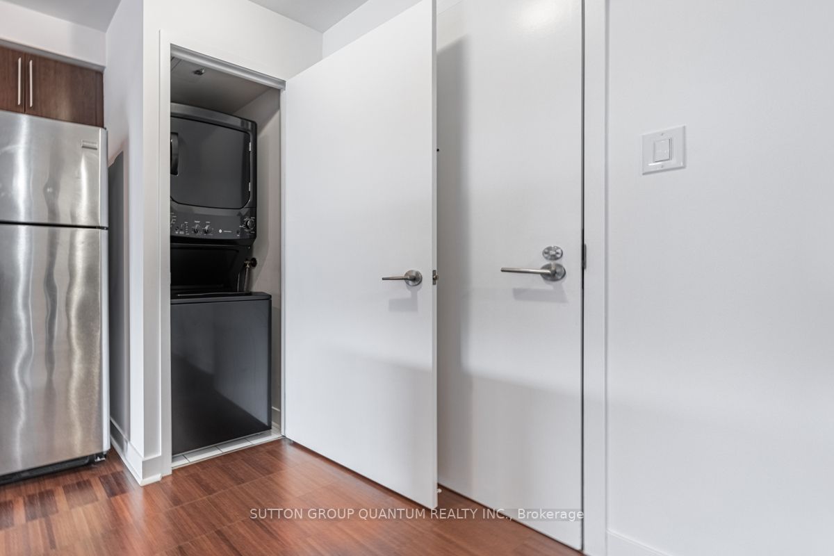 1169 Queen St W, #203