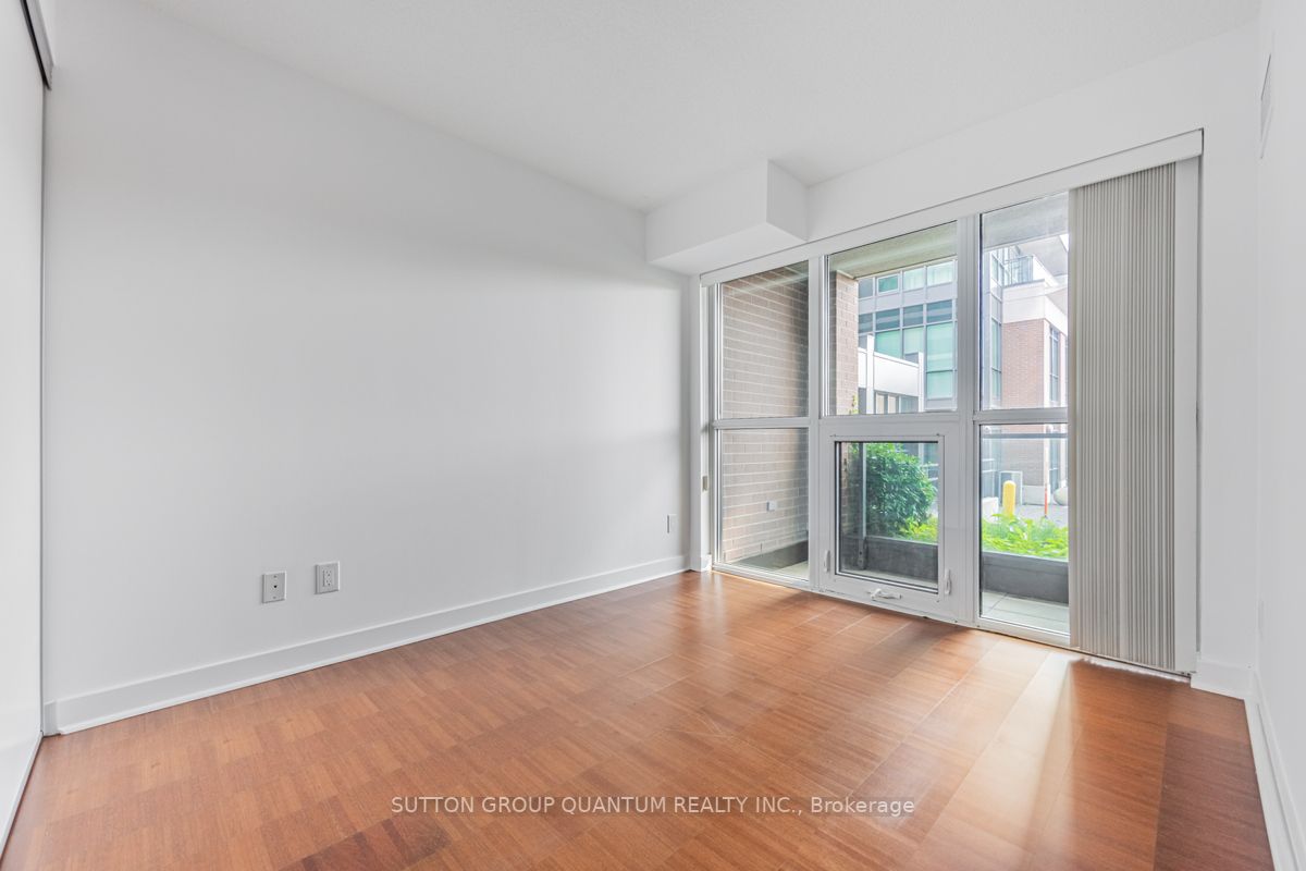 1169 Queen St W, #203