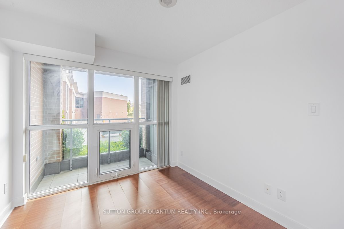 1169 Queen St W, #203