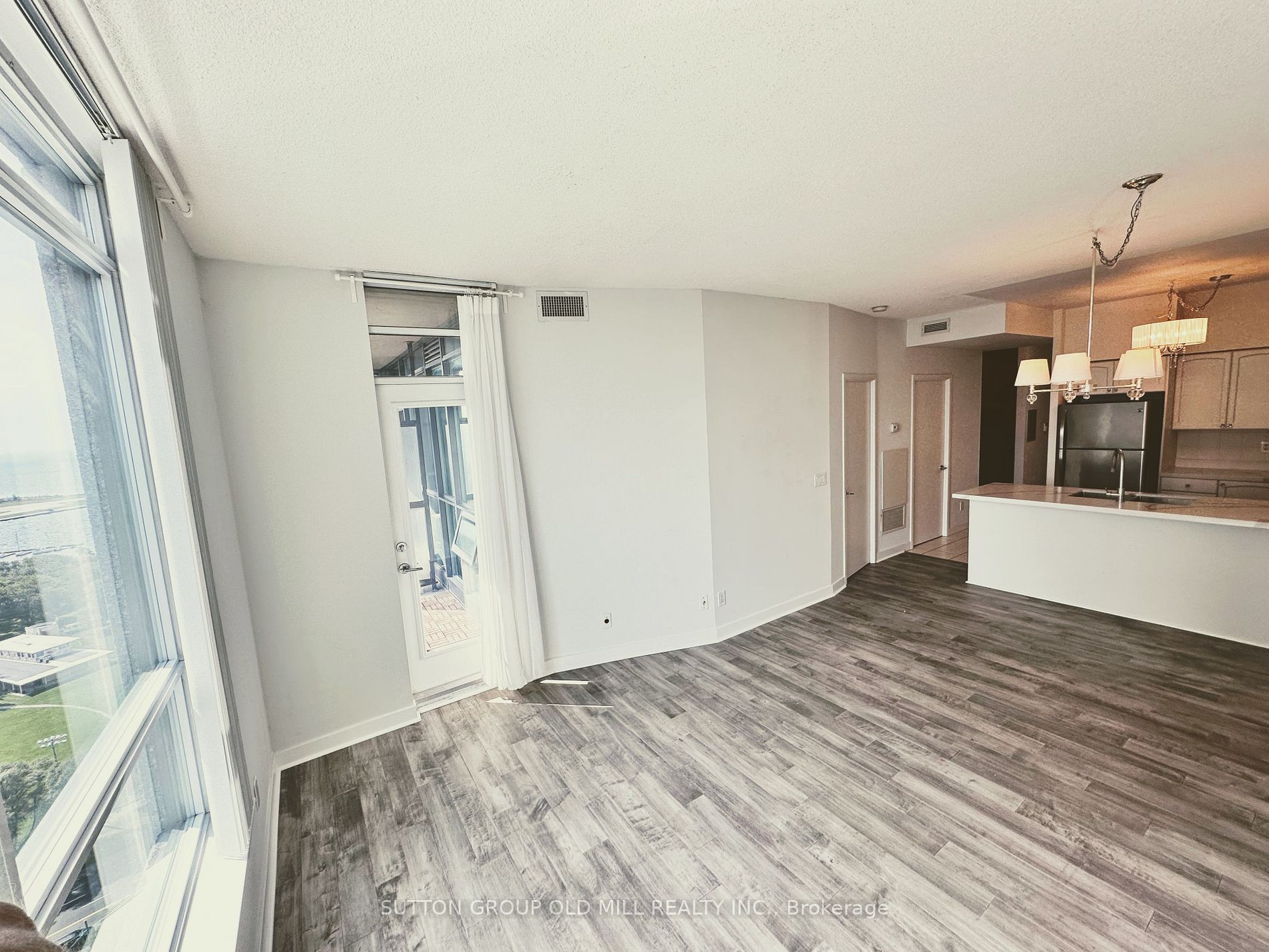 219 Fort York Blvd, #2605