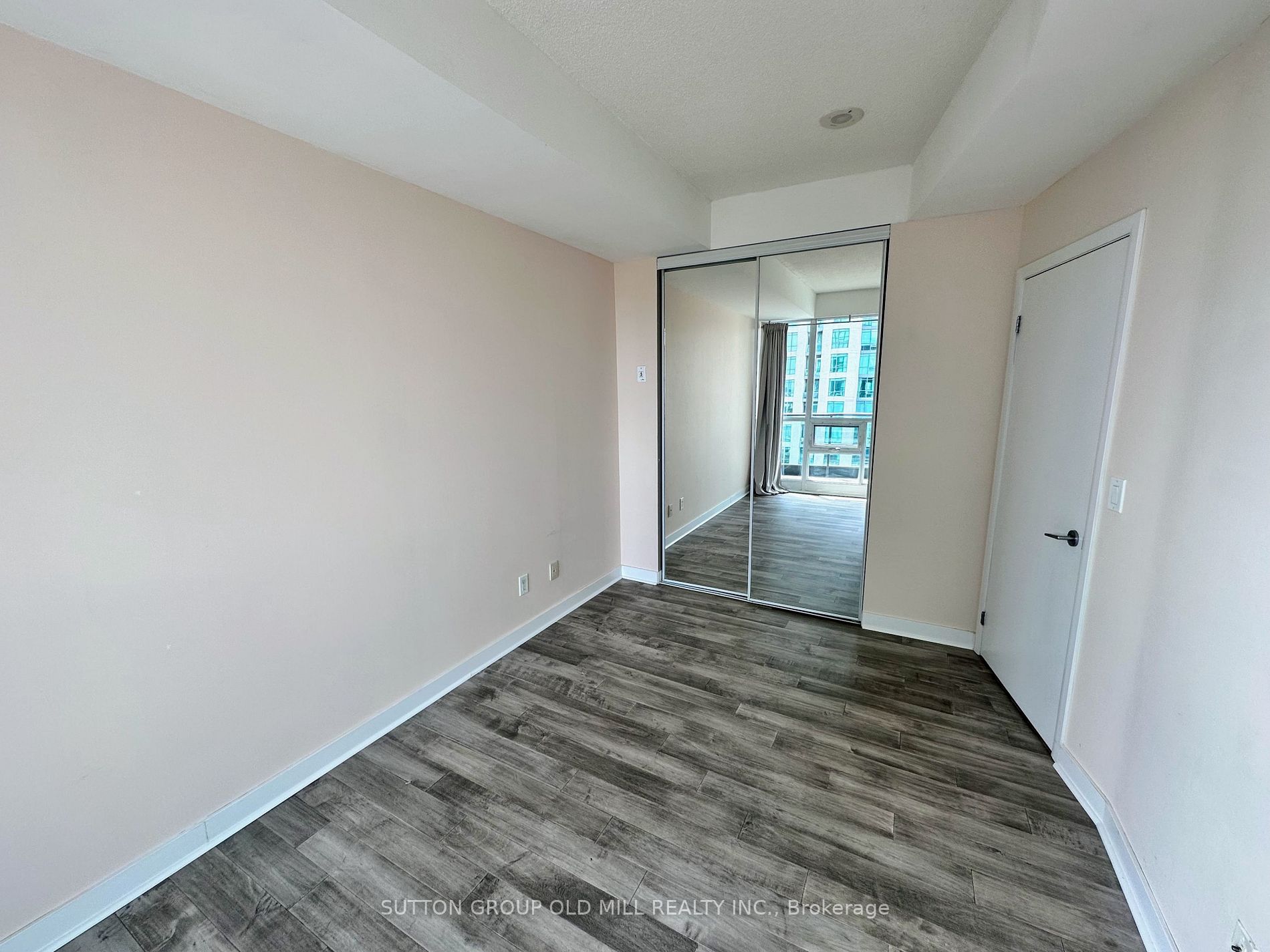219 Fort York Blvd, #2605