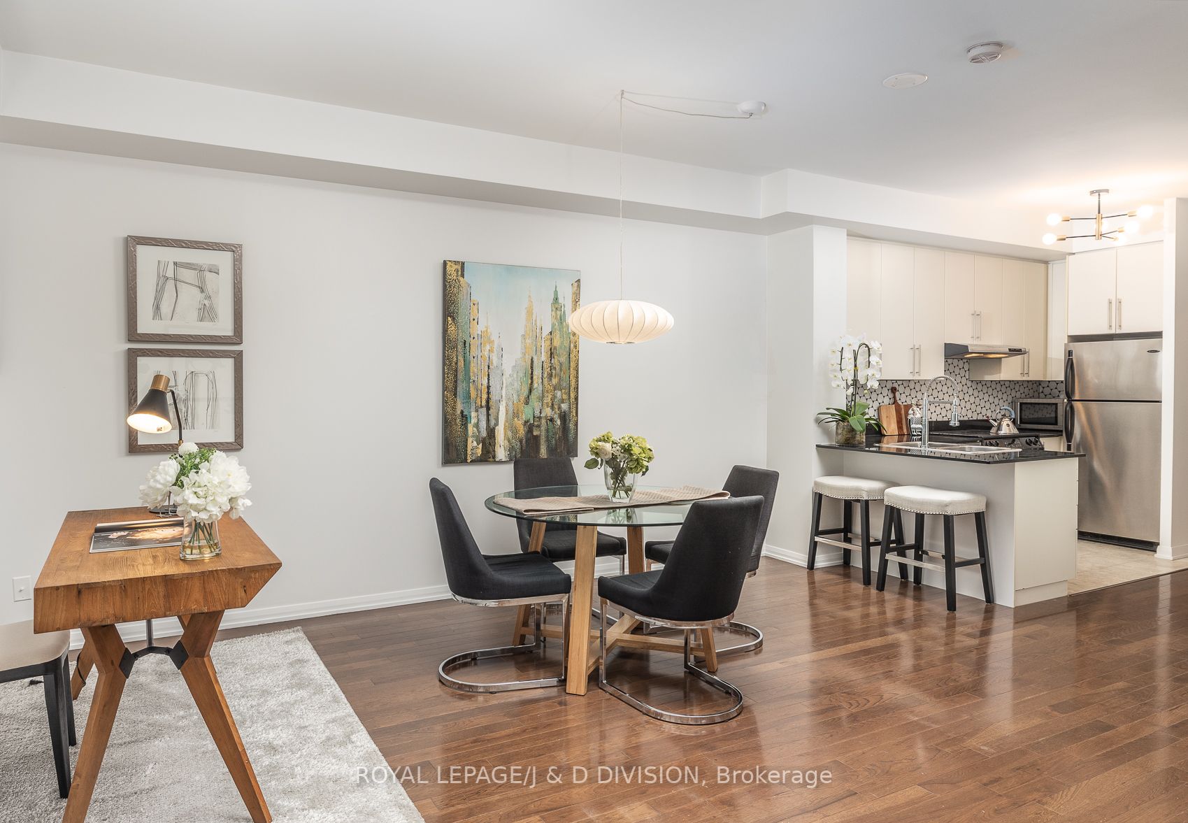 18 Beverley St, #107