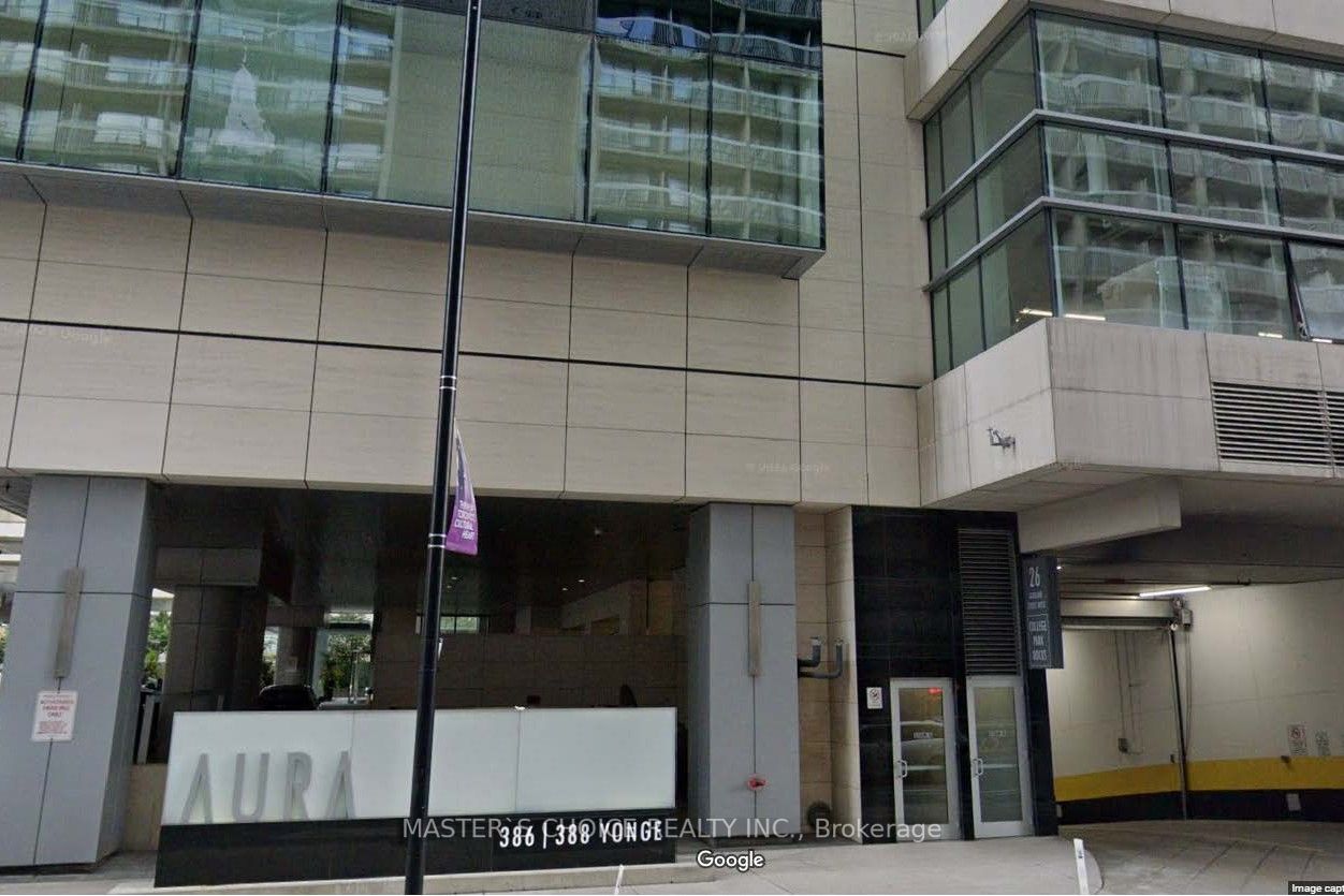 386 Yonge St, #901