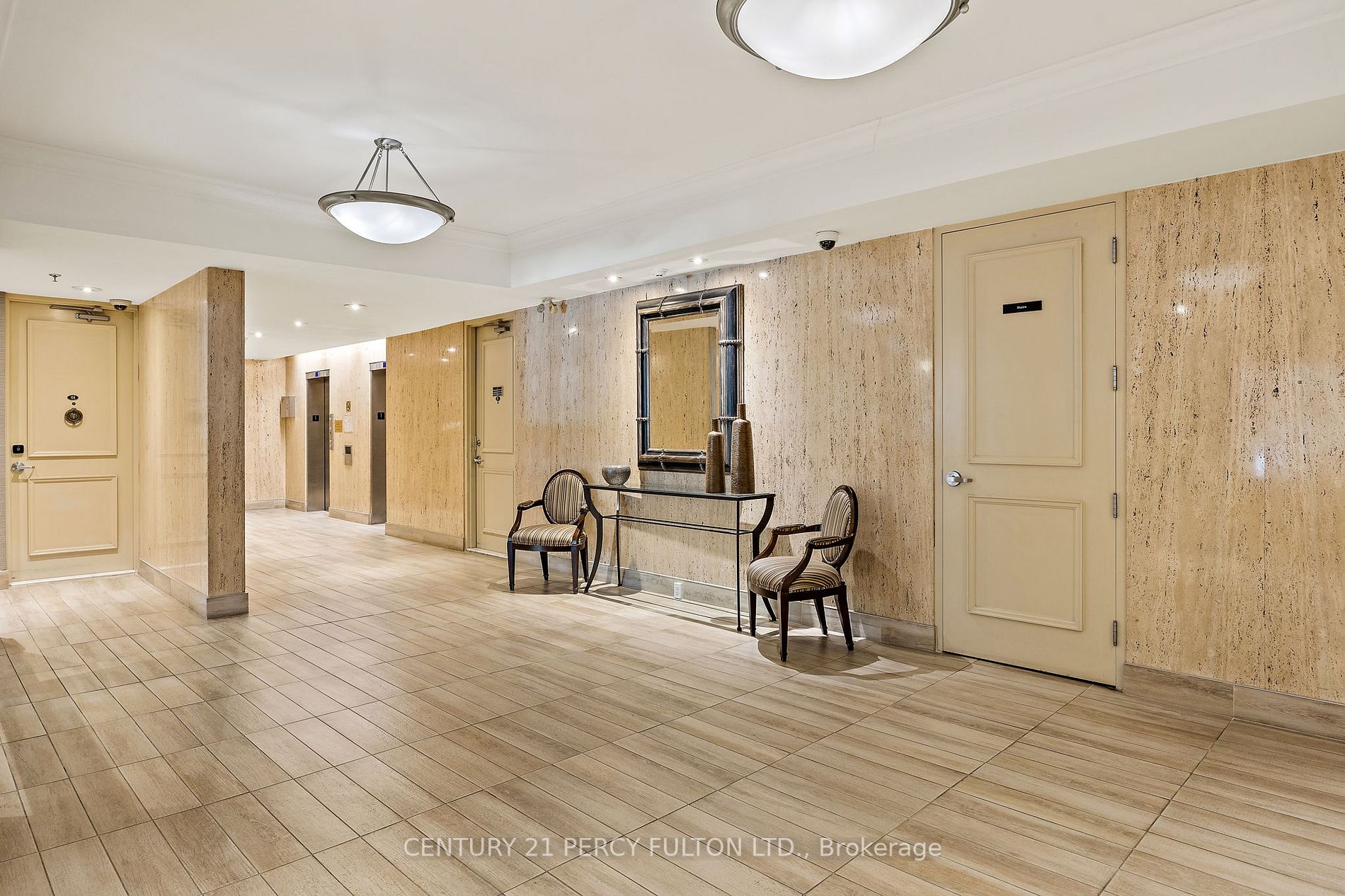 22 Shallmar Blvd, #605