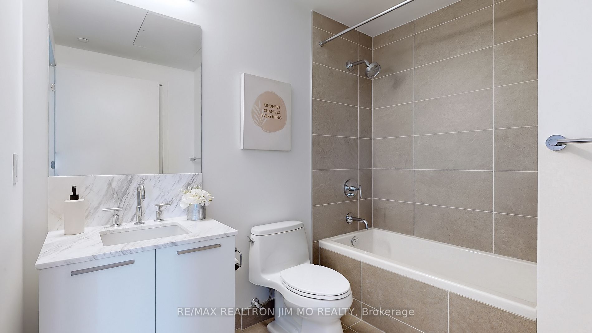 3 Gloucester St, #509