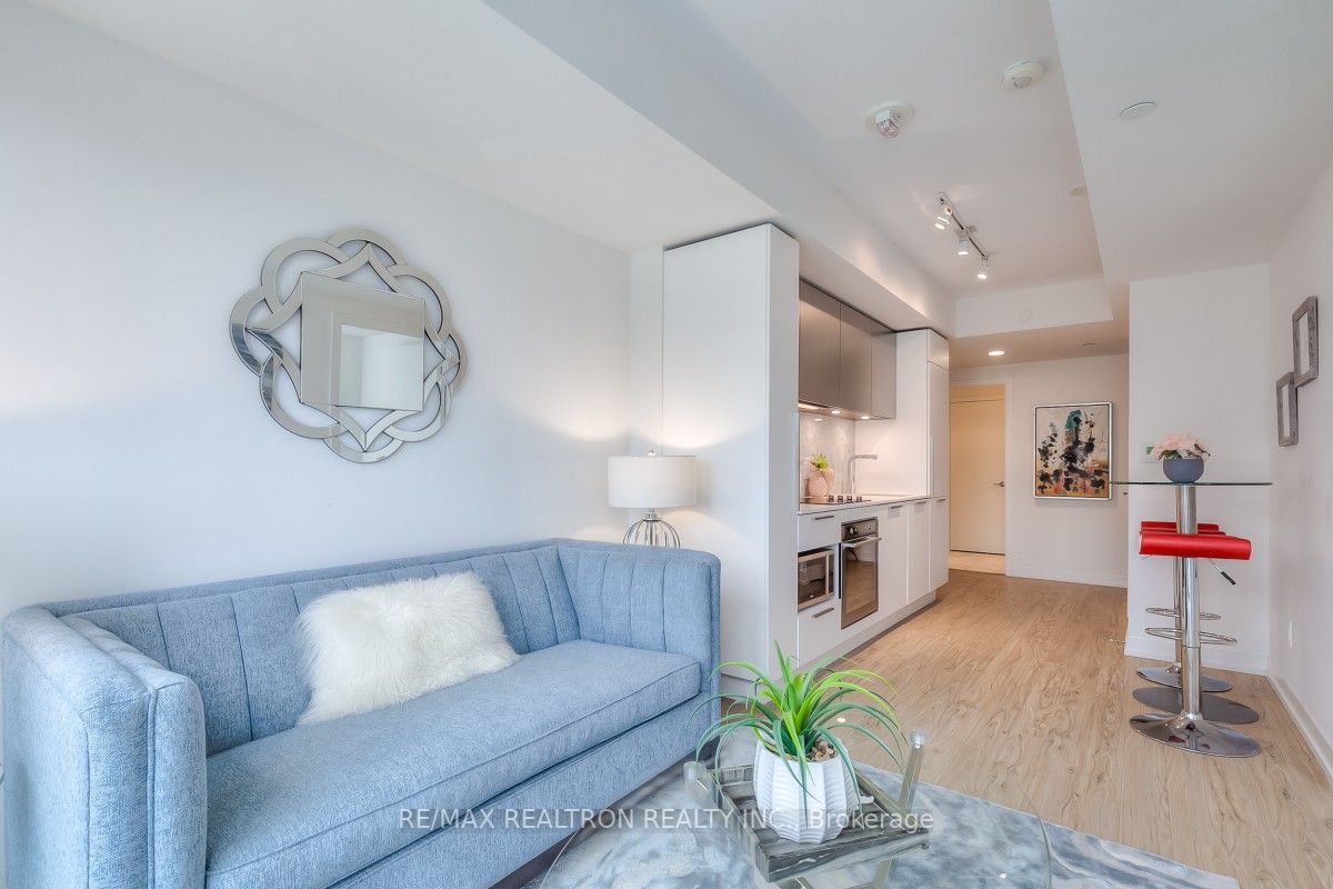 85 Wood St, #2605