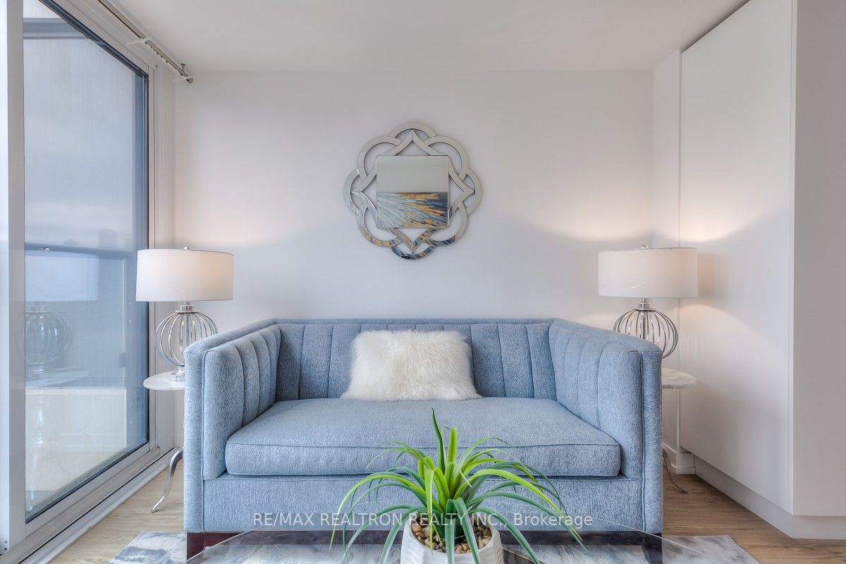 85 Wood St, #2605