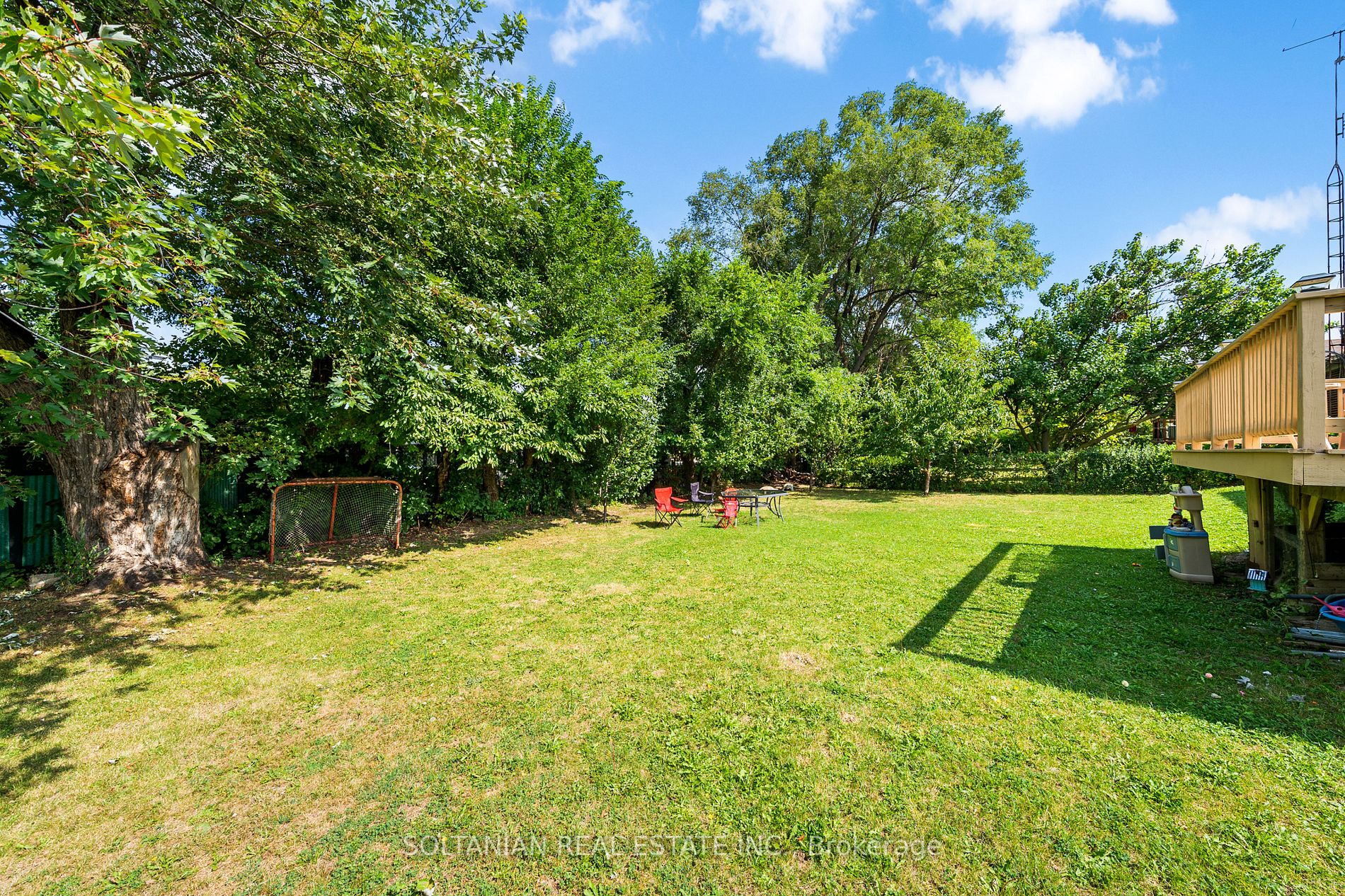 14 Dewlane Drive