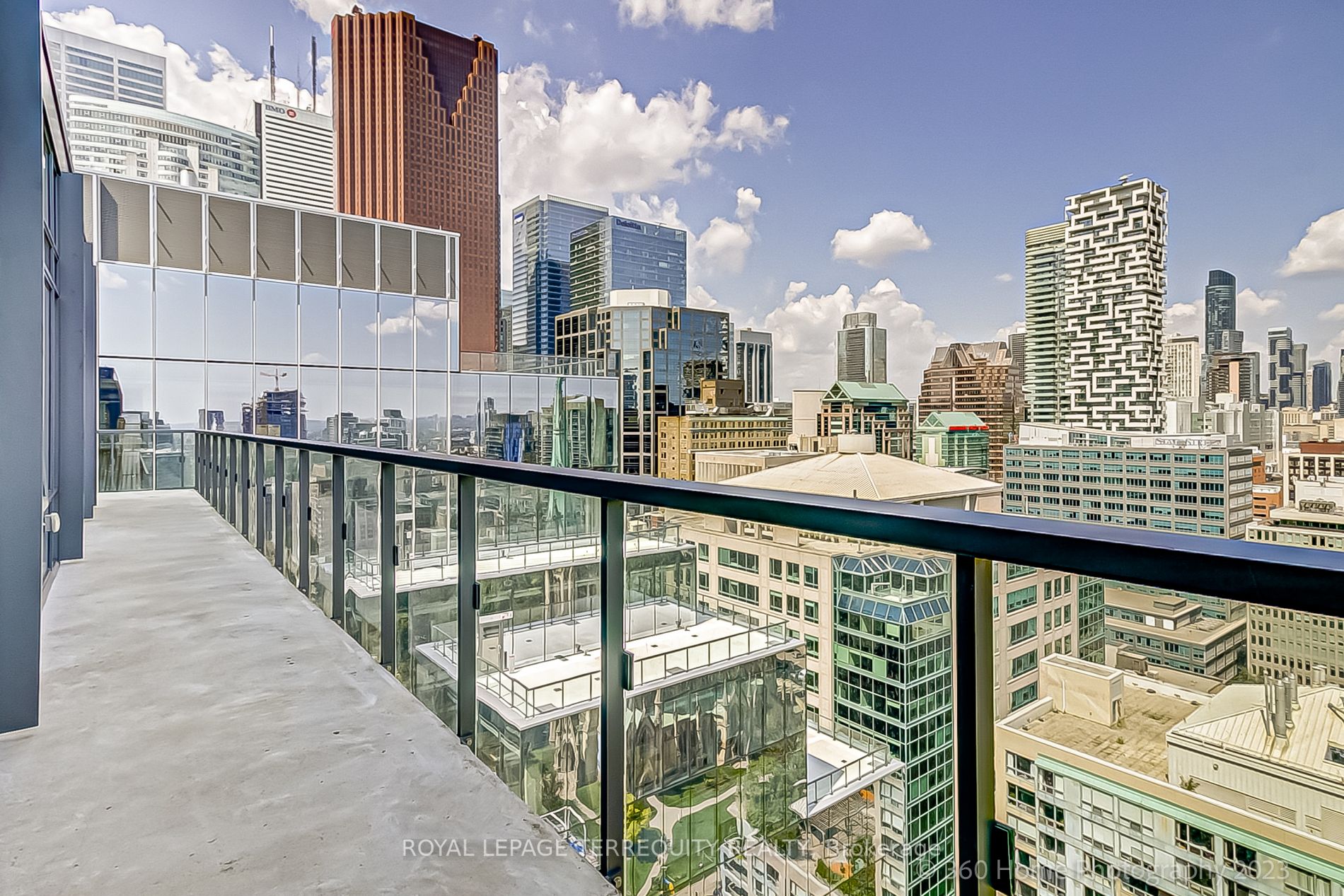 60 Colborne St, #2503