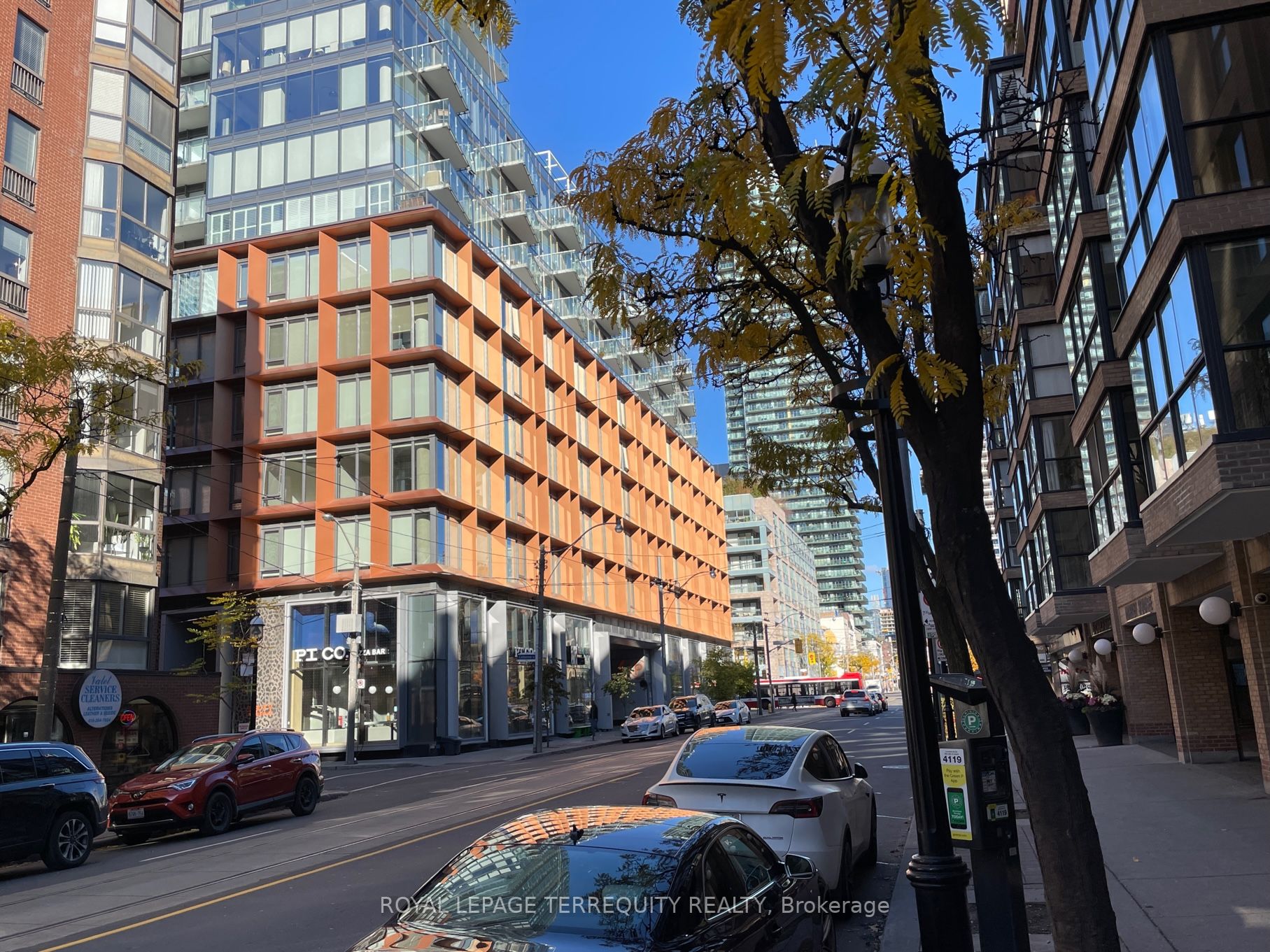 60 Colborne St, #2503