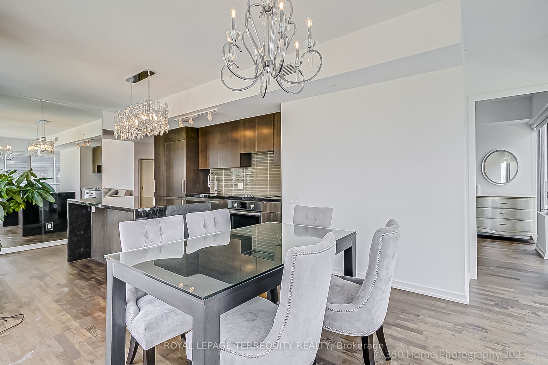 60 Colborne St, #2503