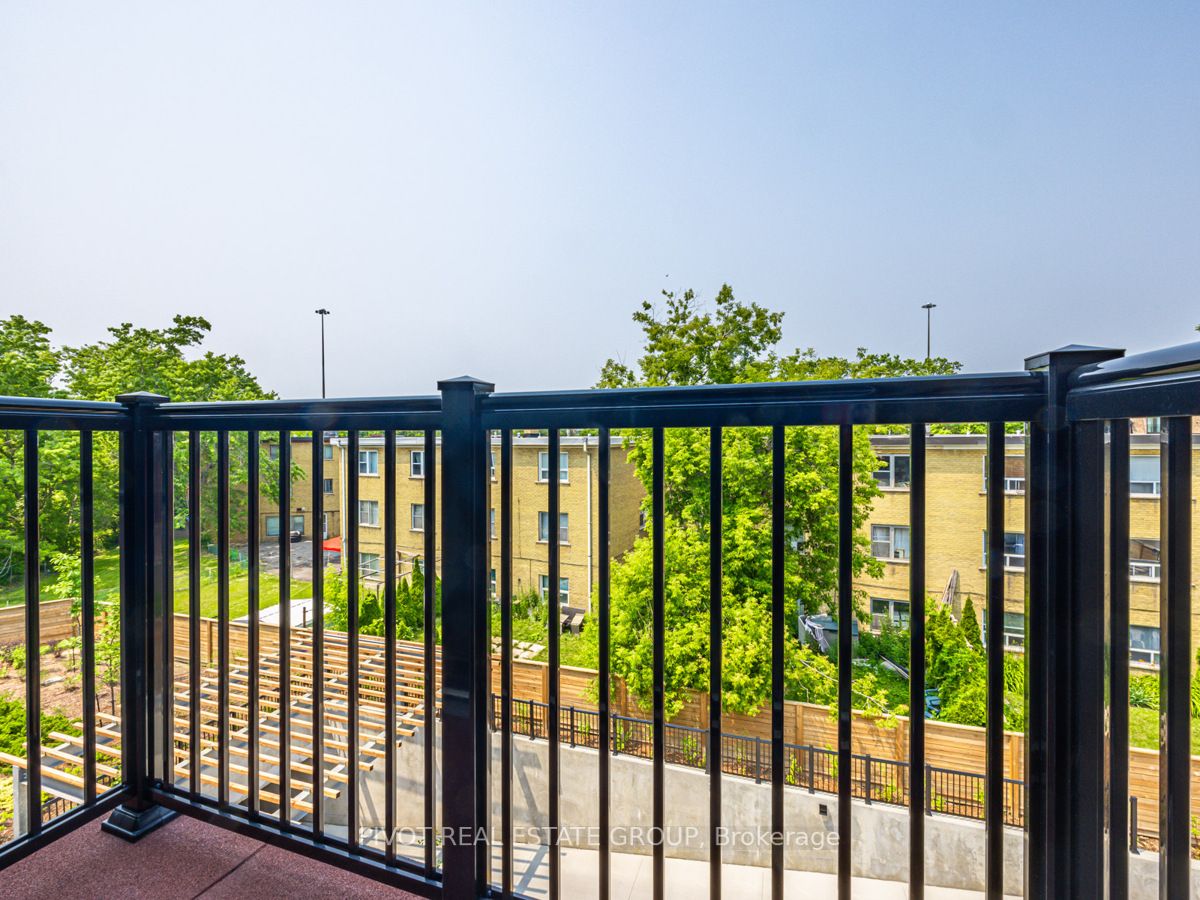 8 Marquette Ave, #6