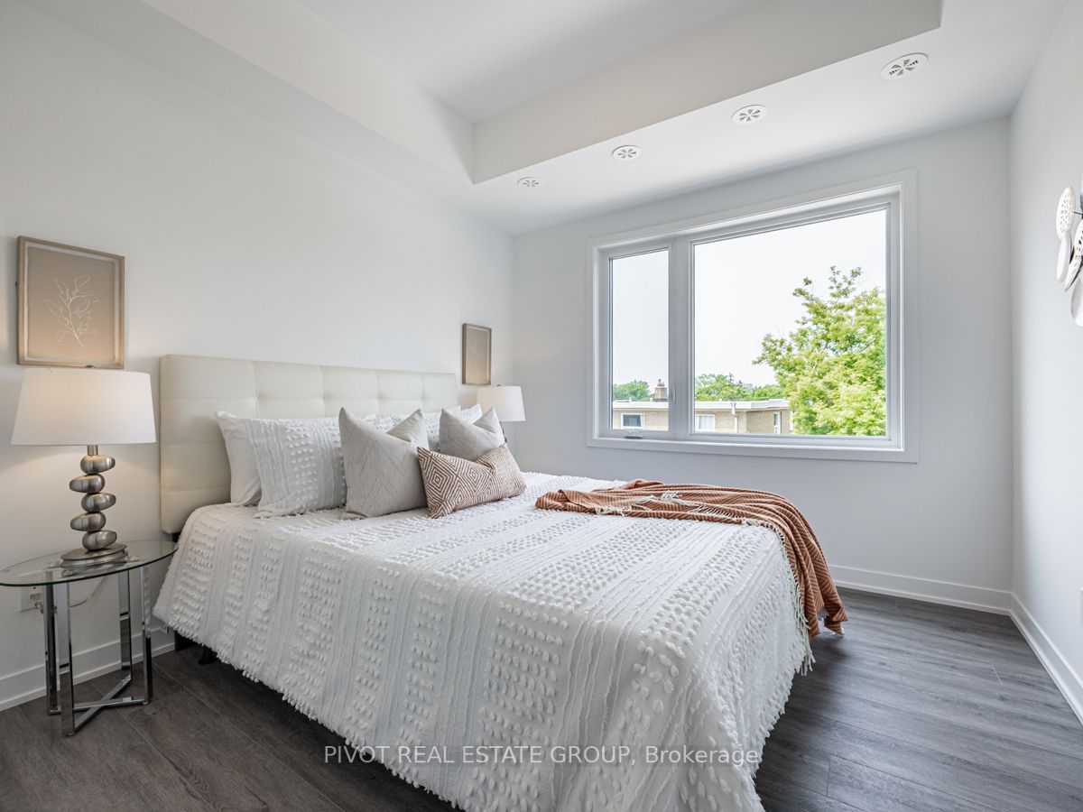 8 Marquette Ave, #6