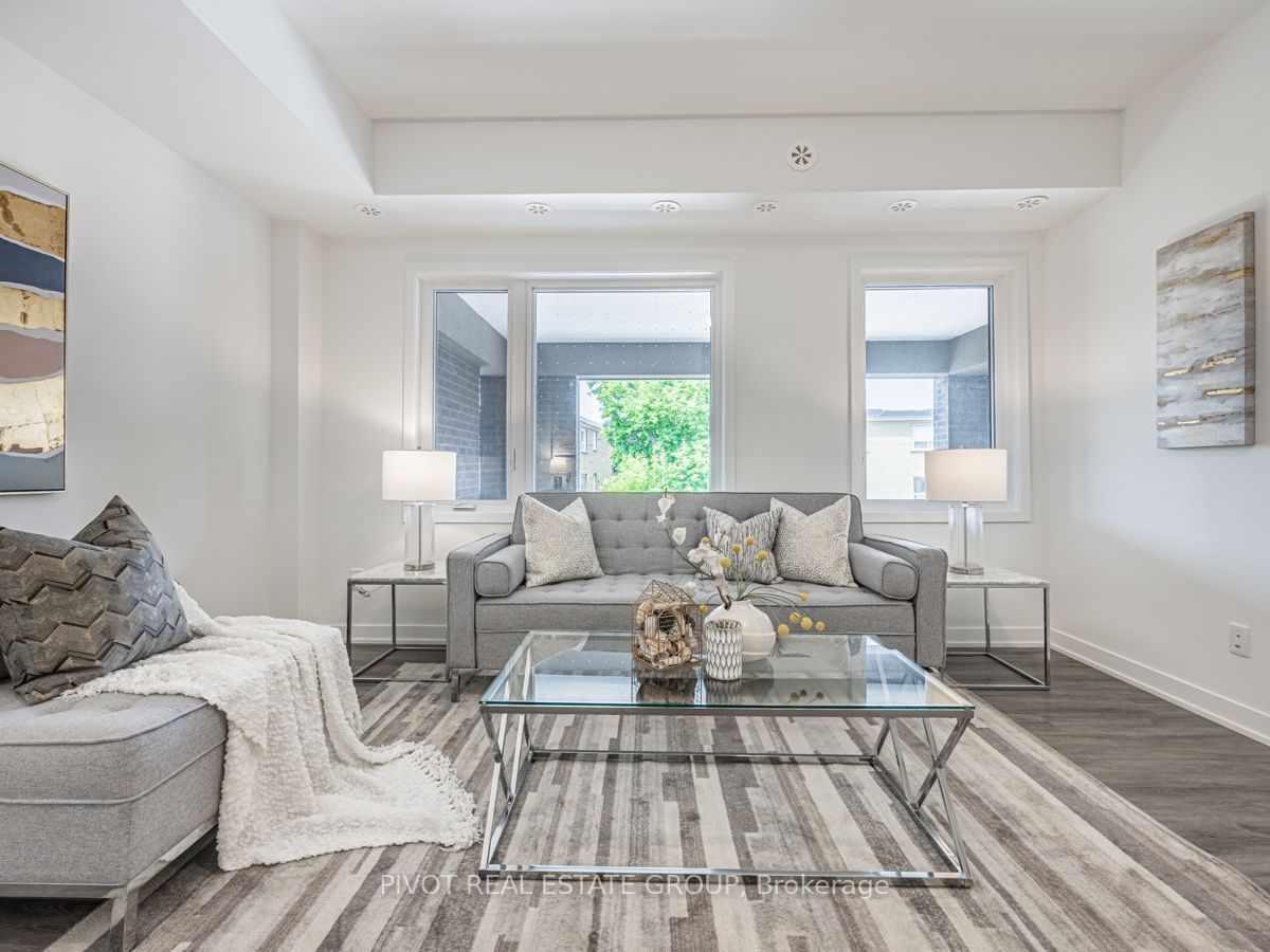 8 Marquette Ave, #6