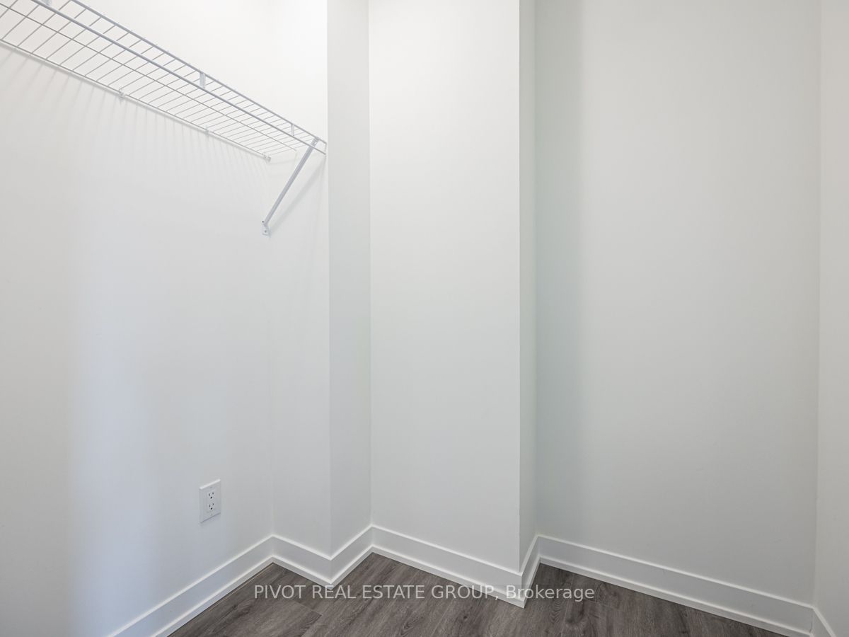 8 Marquette Ave, #6