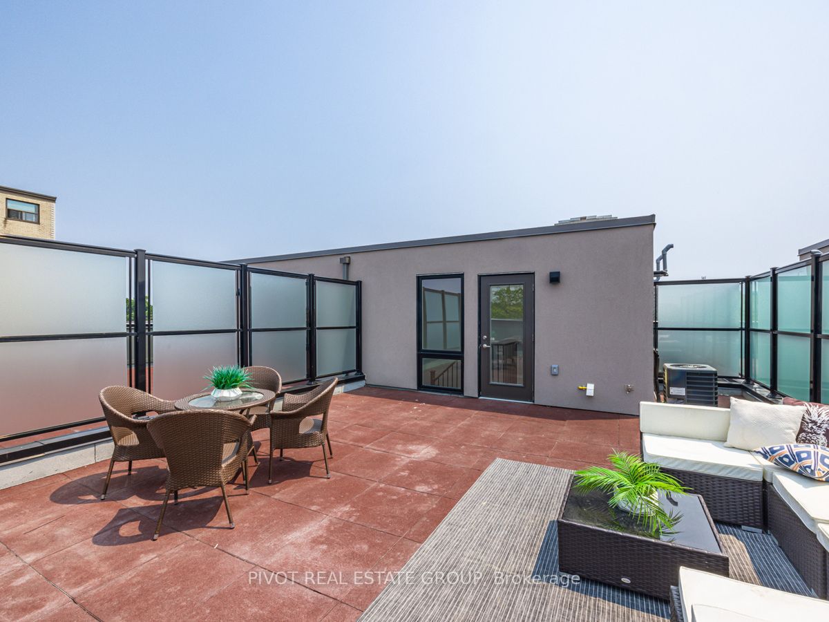 8 Marquette Ave, #6