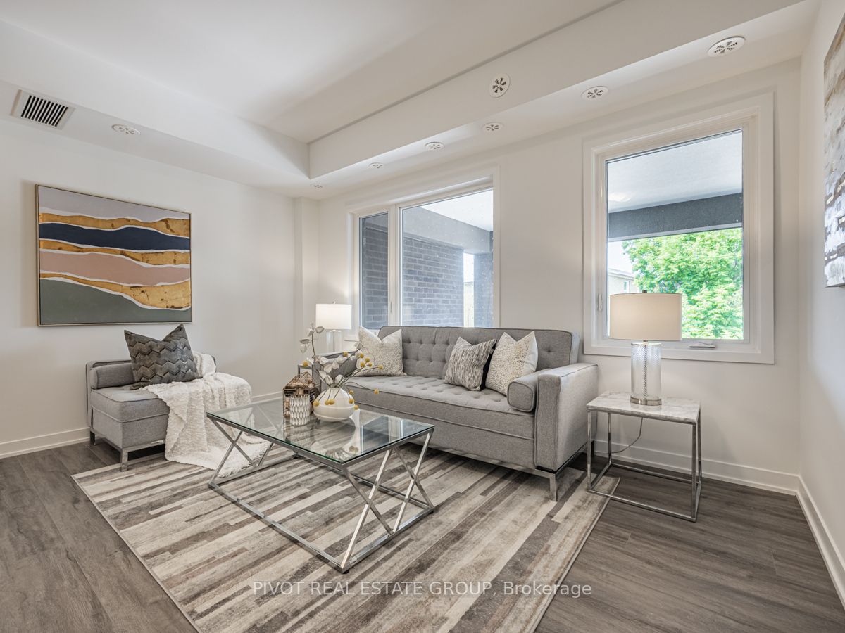 8 Marquette Ave, #6