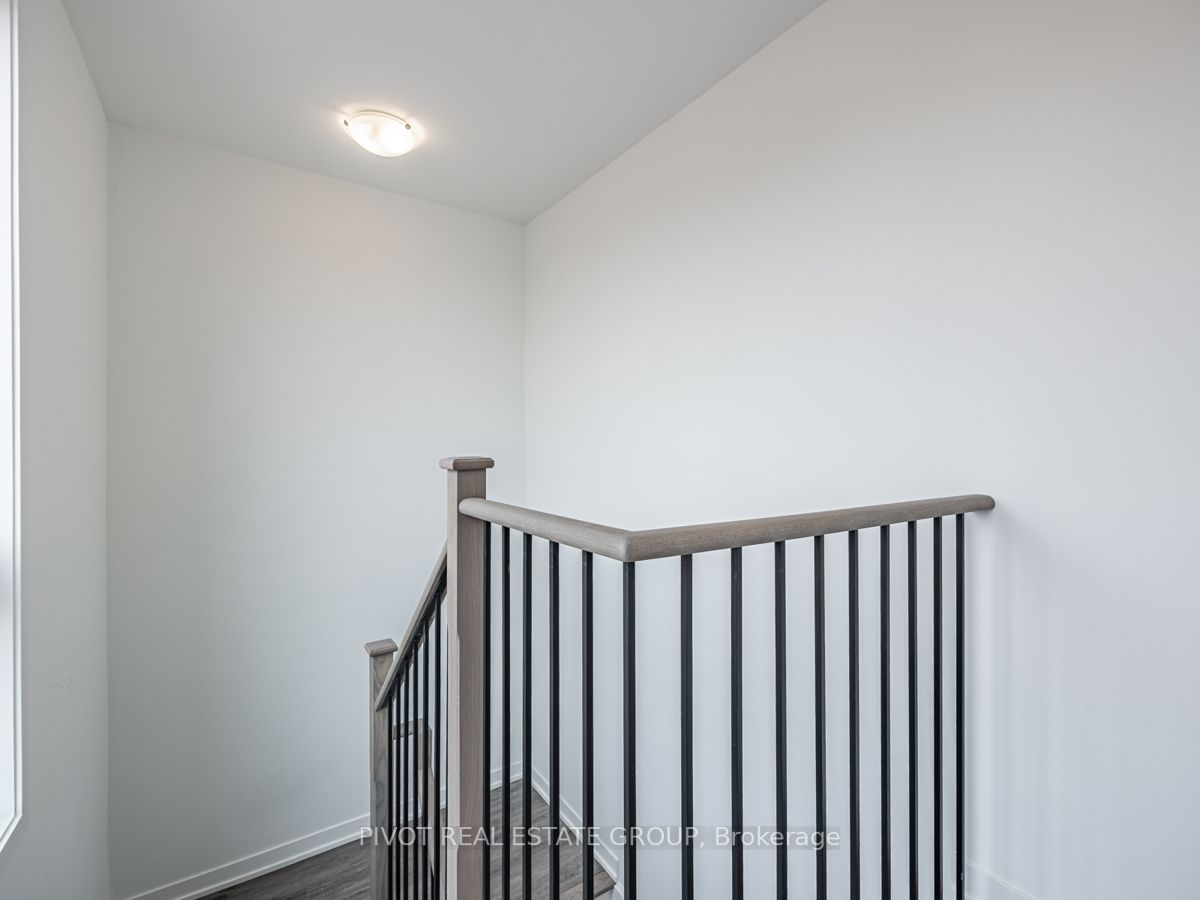 8 Marquette Ave, #6