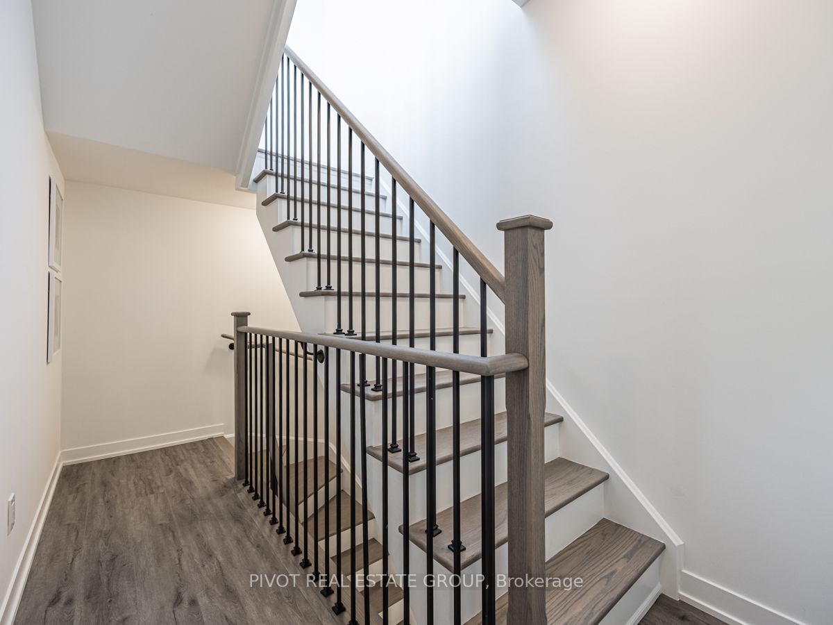 8 Marquette Ave, #6