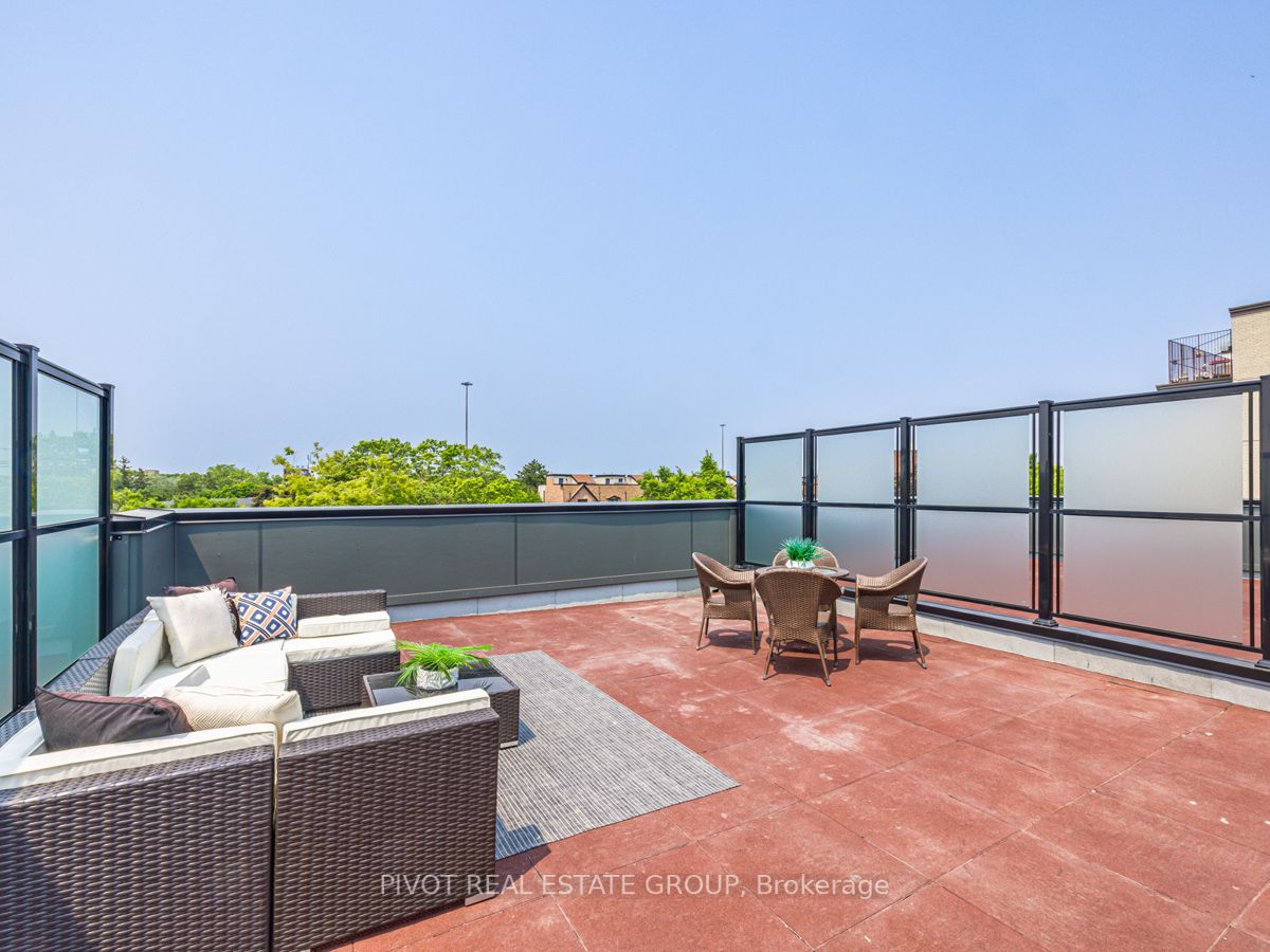 8 Marquette Ave, #6