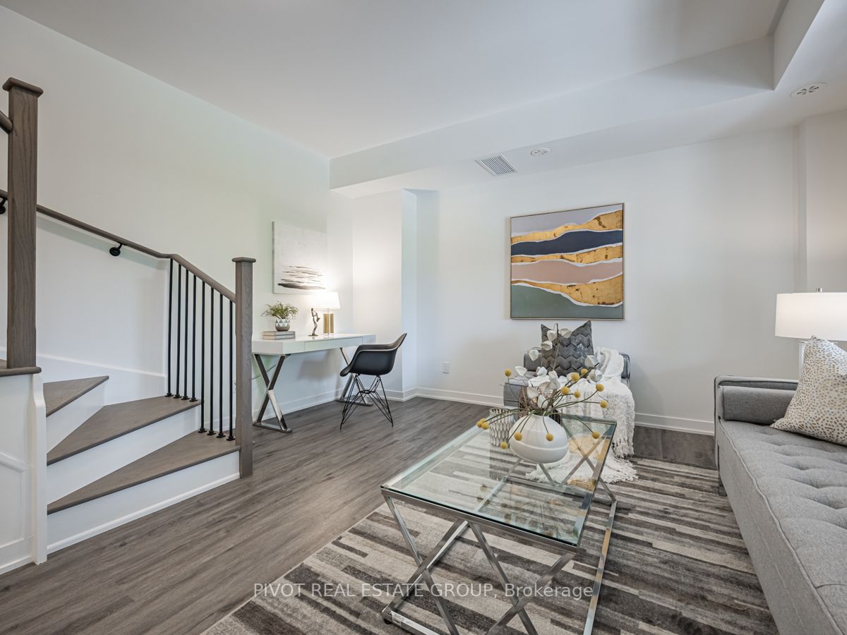 8 Marquette Ave, #6