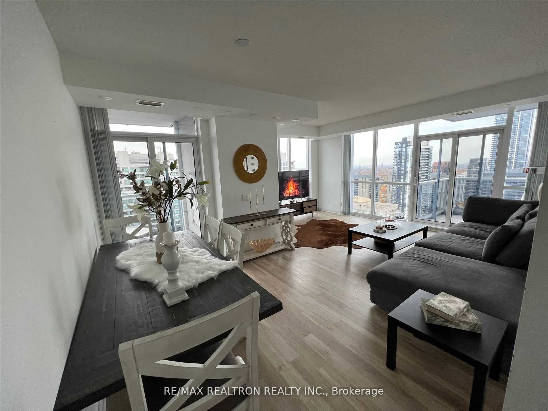 4968 Yonge St, #Ph203