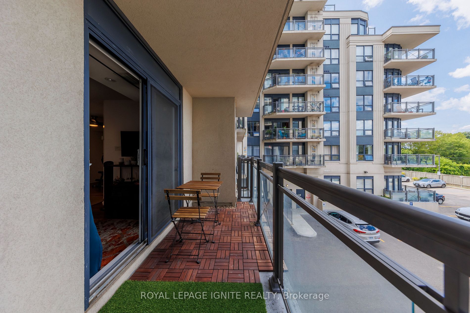 872 Sheppard Ave W, #218