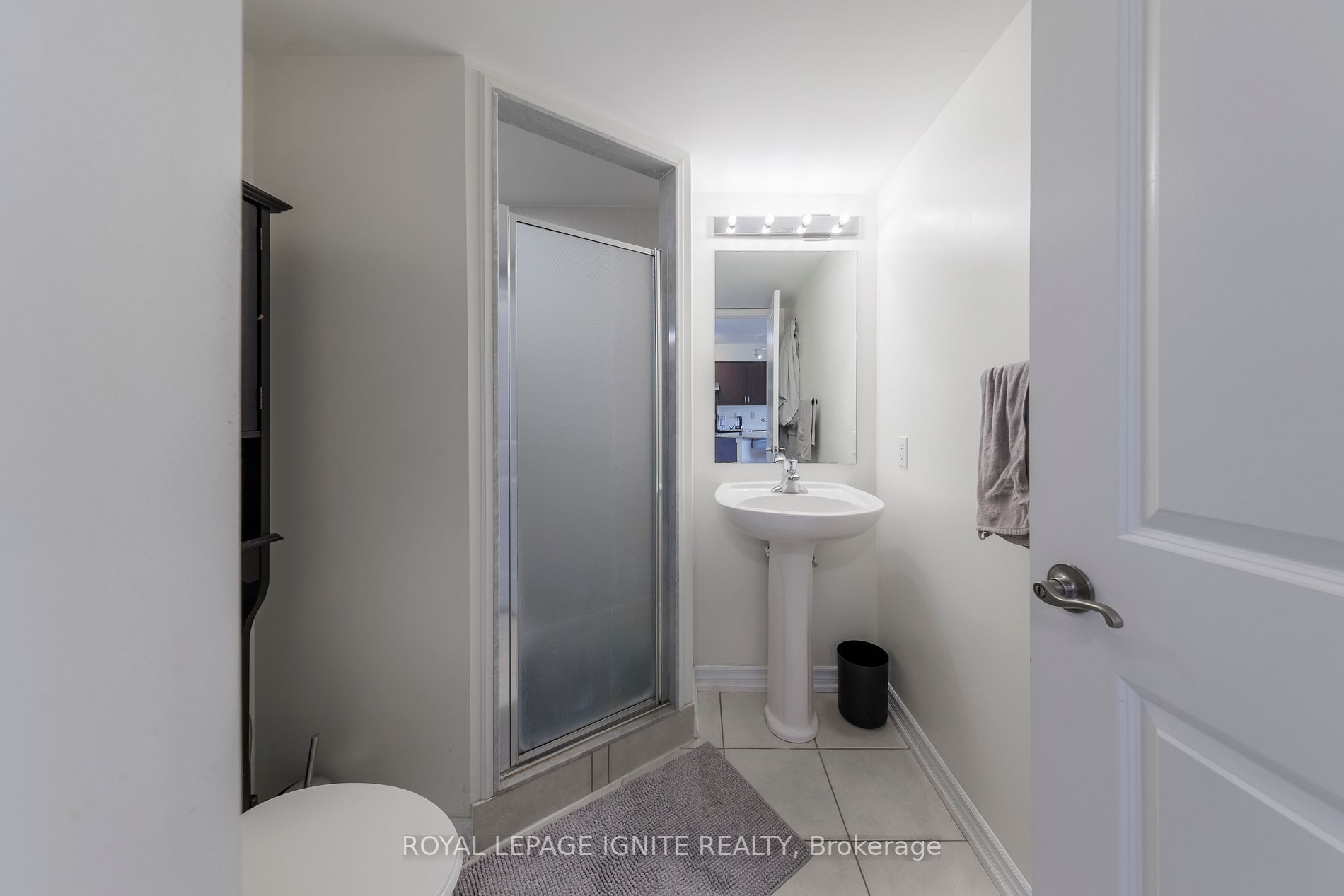 872 Sheppard Ave W, #218
