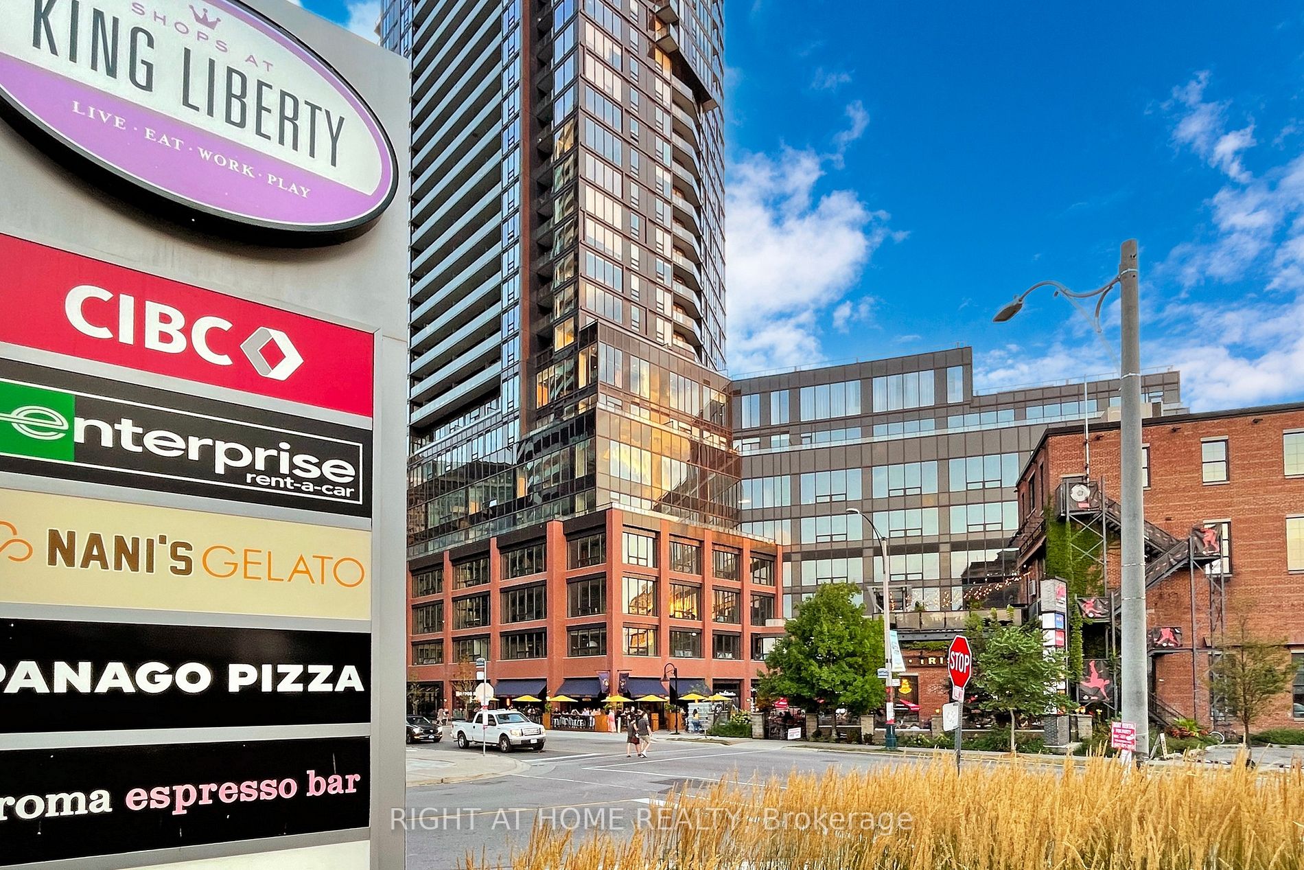 135 East Liberty St, #1304