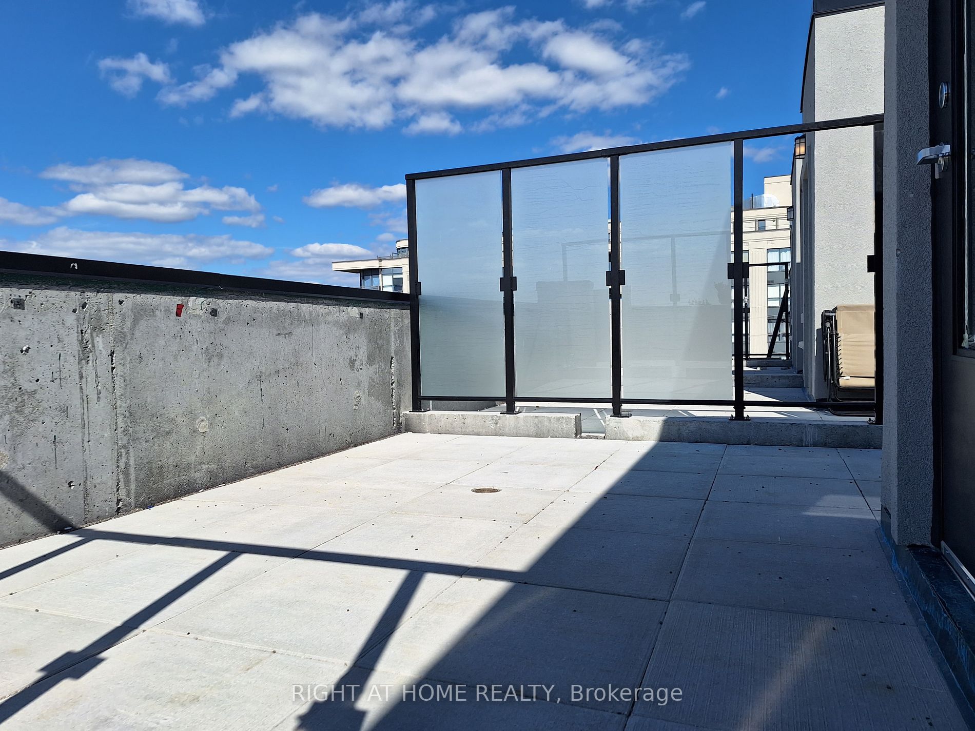 871 Sheppard Ave W, #33