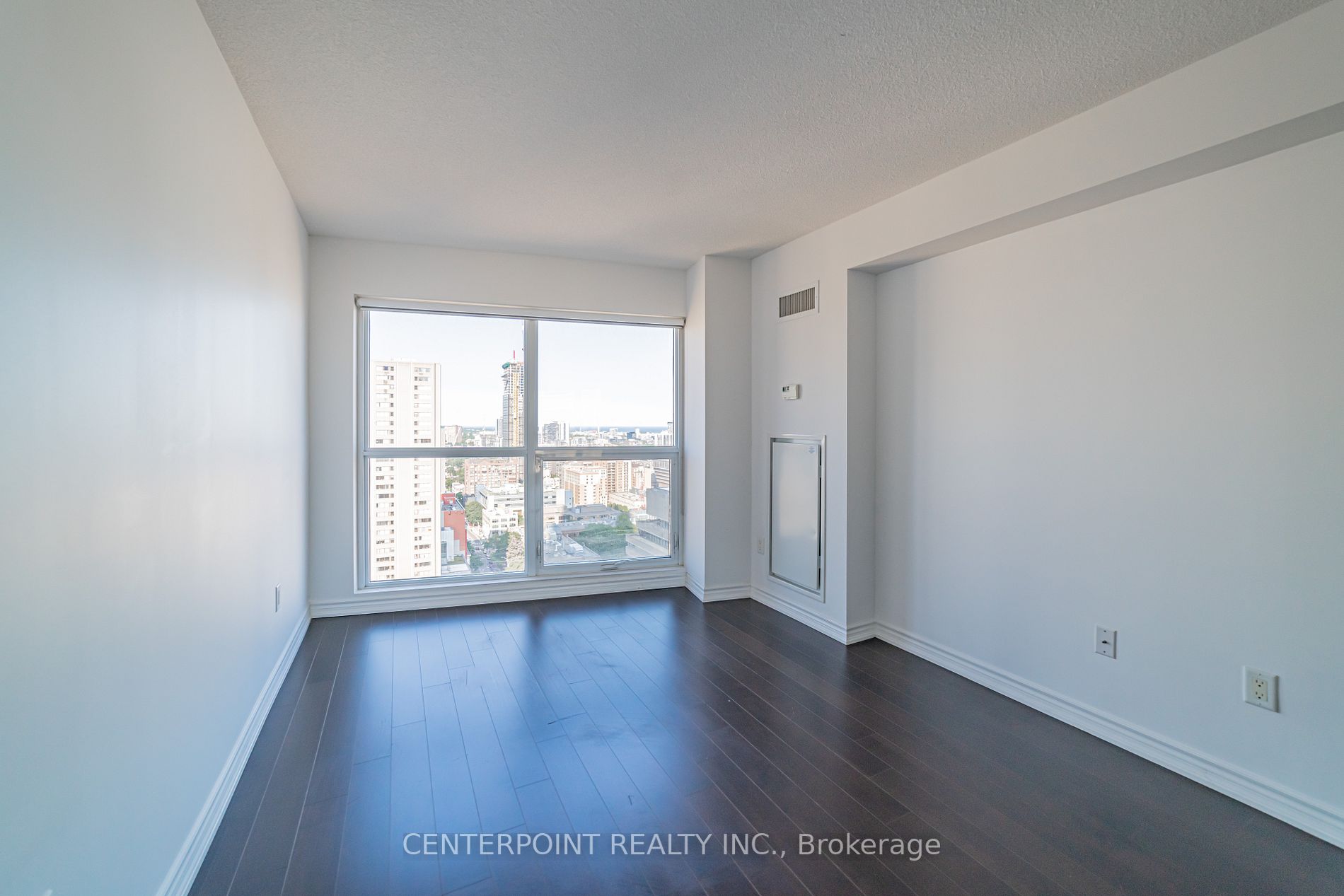 386 Yonge St, #2307