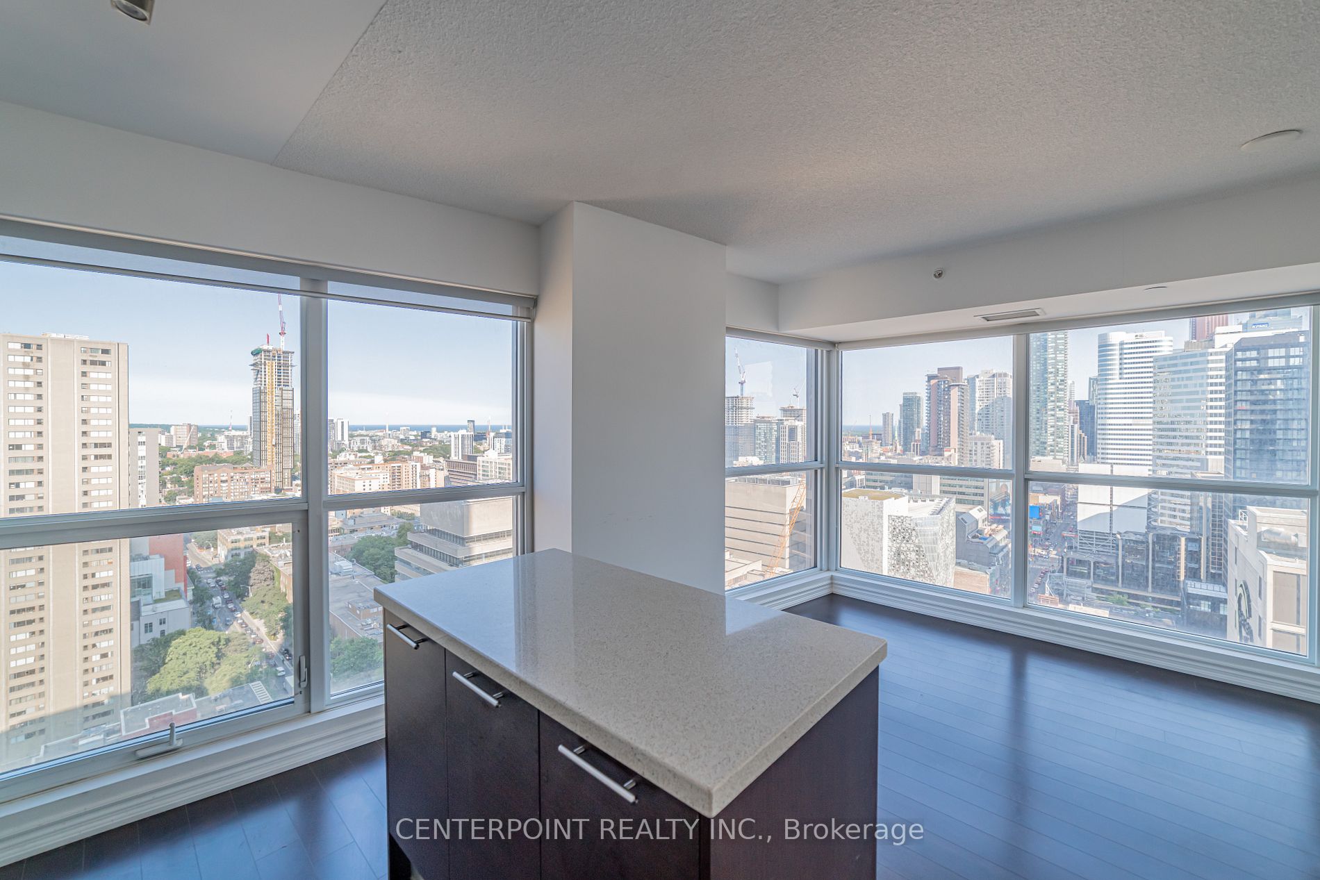 386 Yonge St, #2307