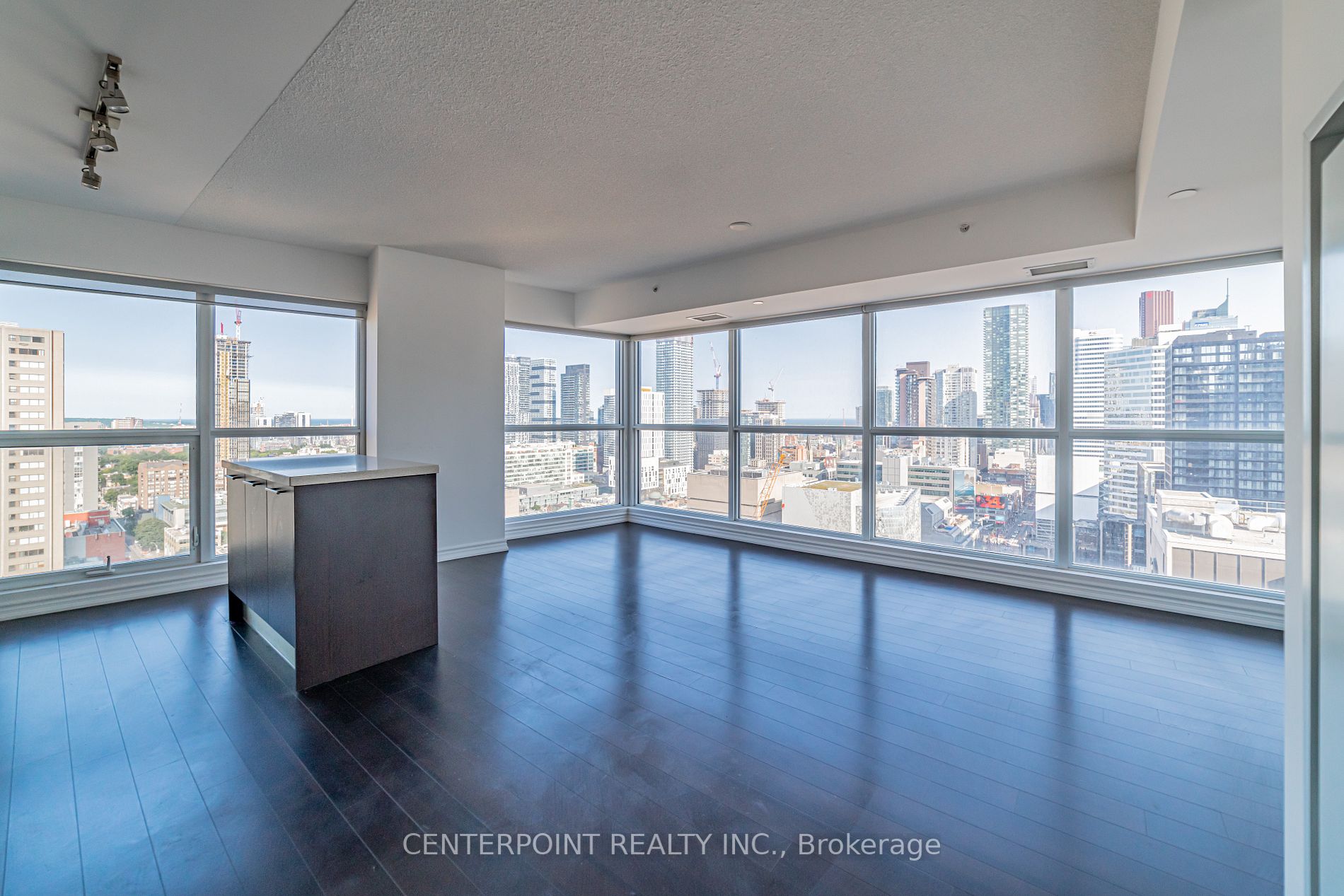 386 Yonge St, #2307