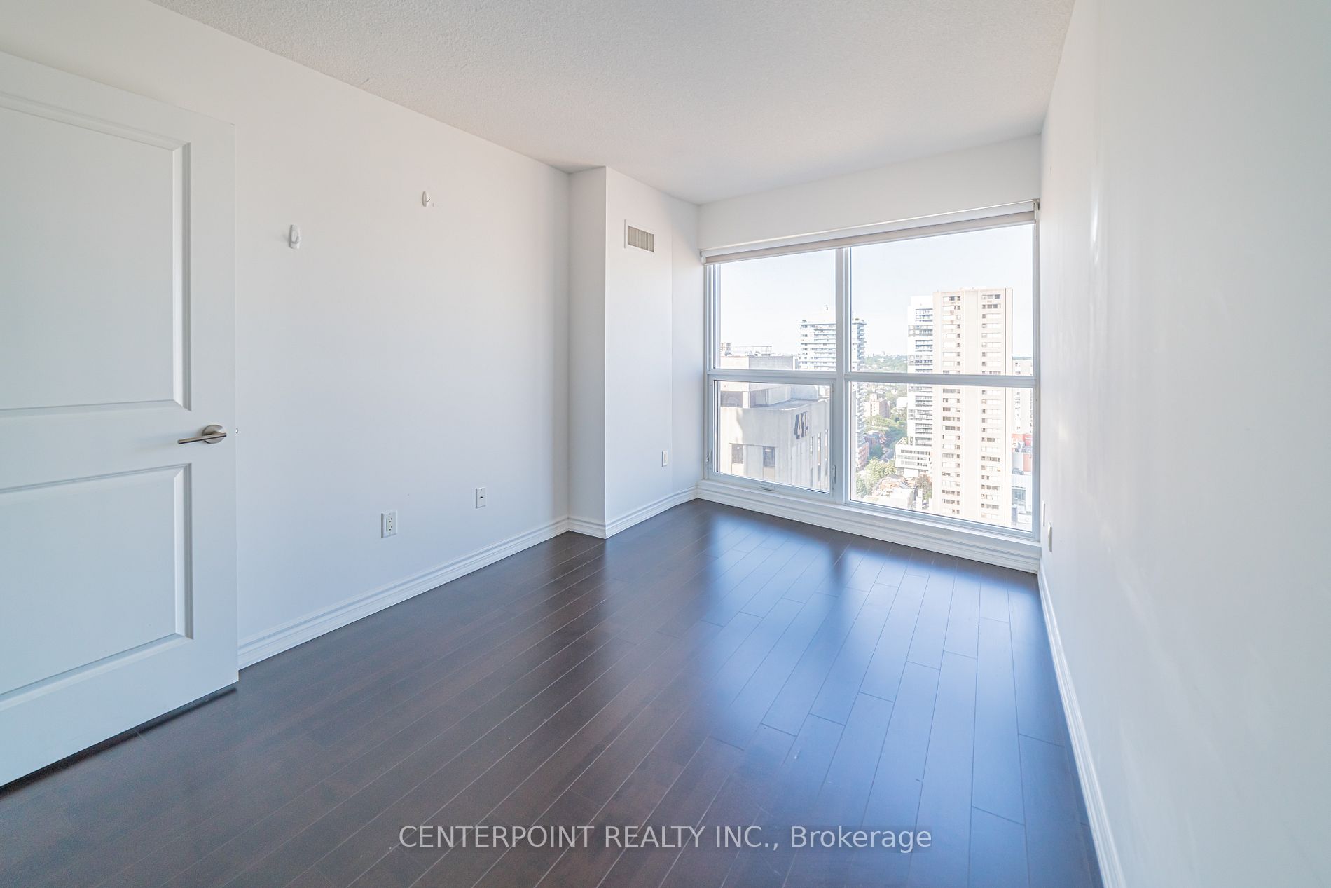 386 Yonge St, #2307