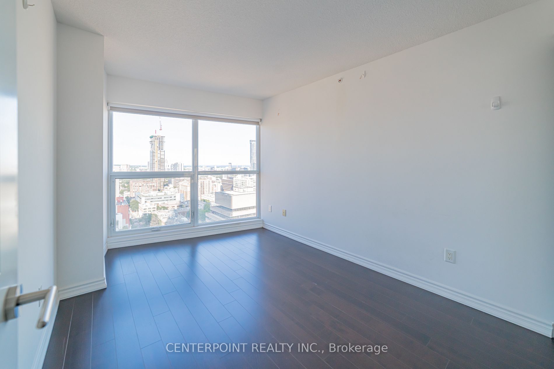 386 Yonge St, #2307