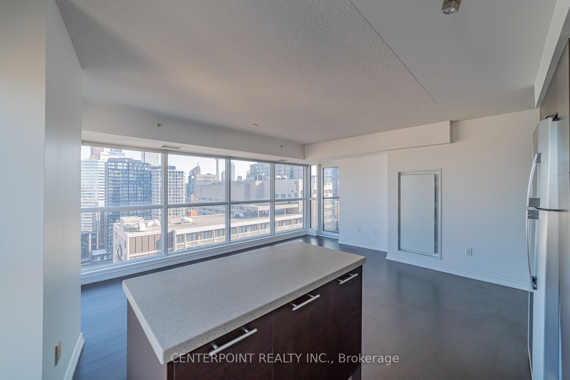 386 Yonge St, #2307
