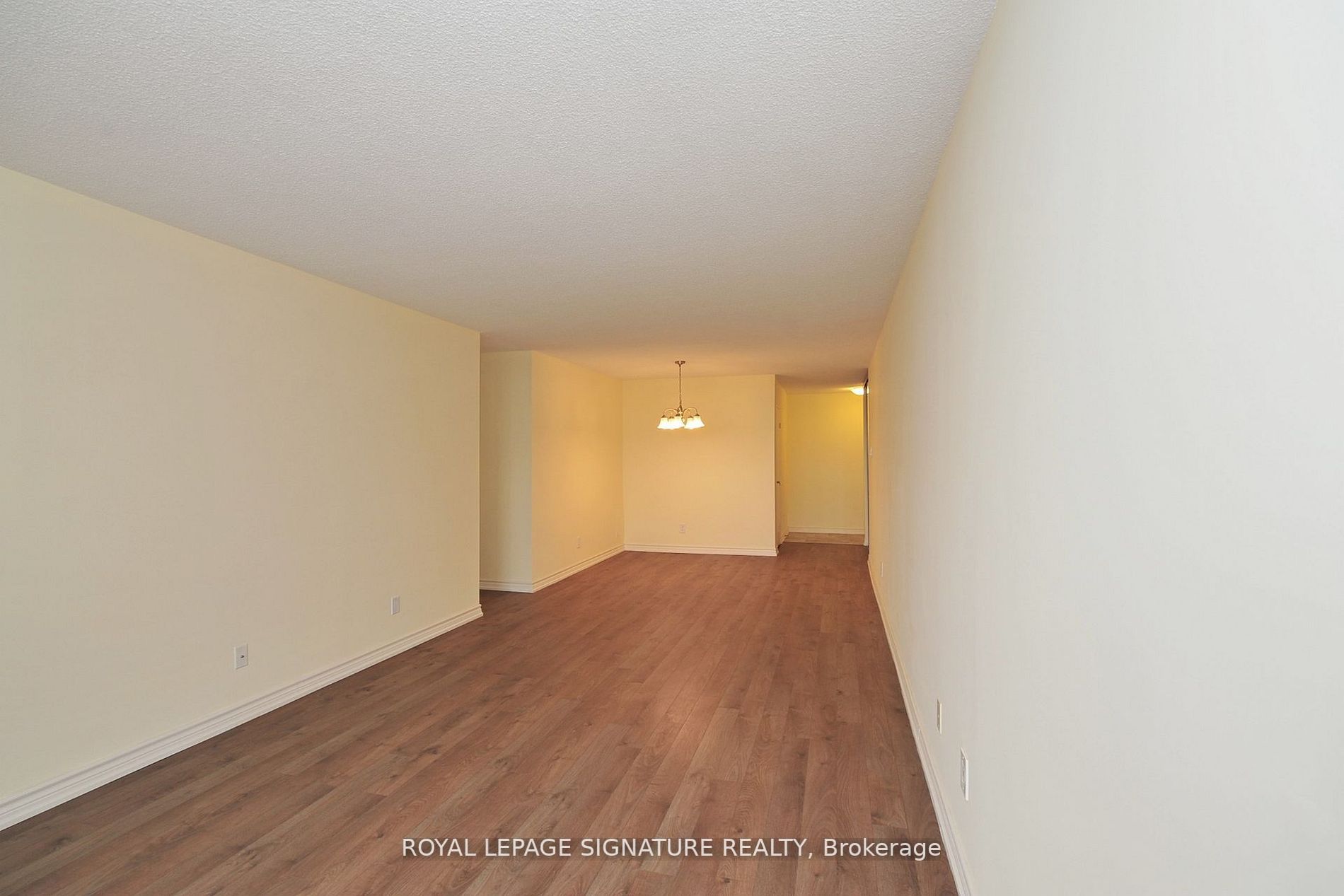 10 Tangreen Crt, #702