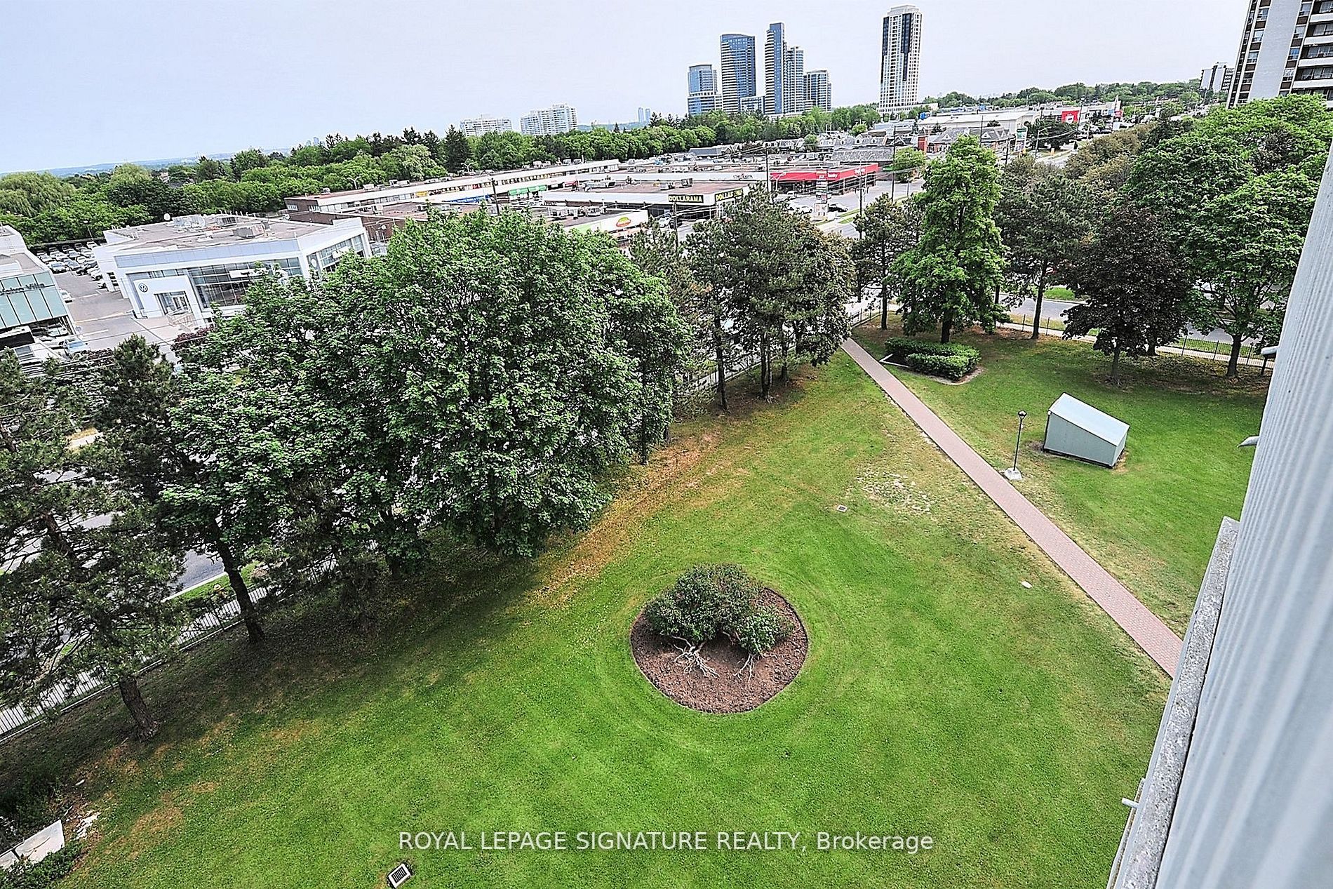 10 Tangreen Crt, #702