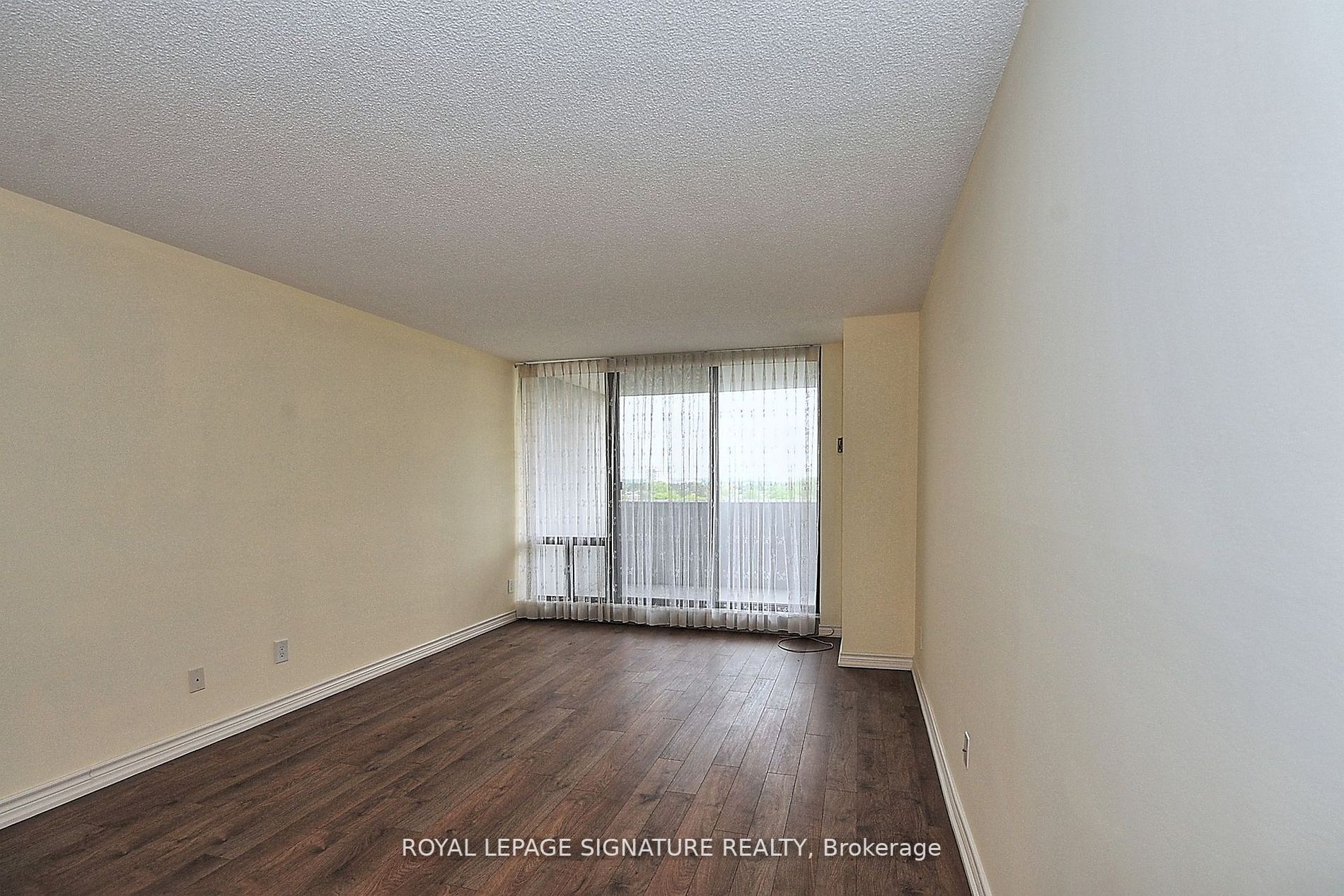 10 Tangreen Crt, #702
