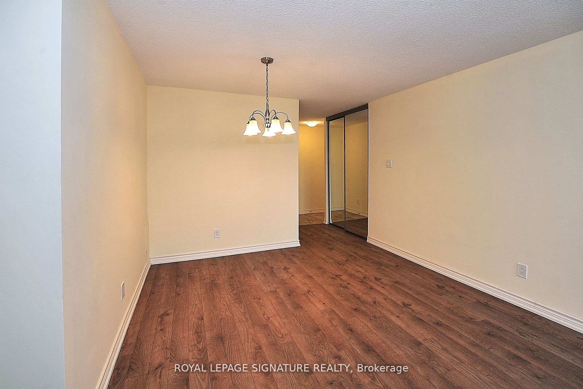 10 Tangreen Crt, #702