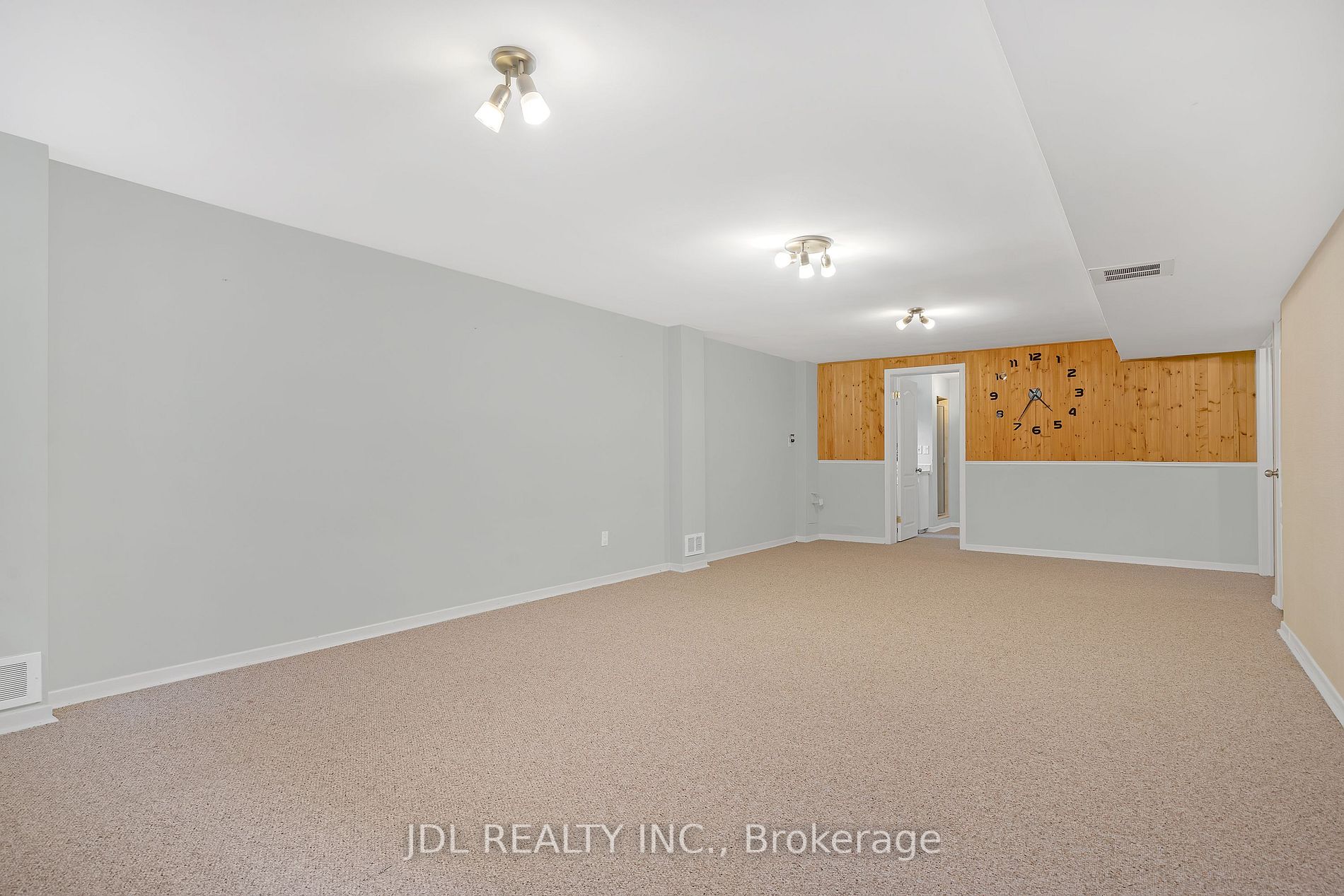18 Didrickson Drive