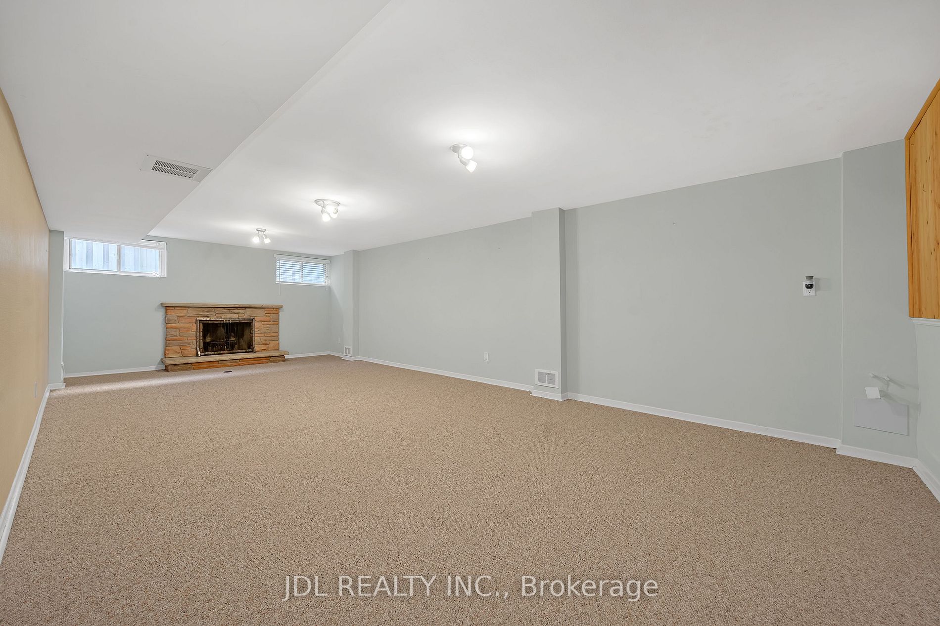 18 Didrickson Drive