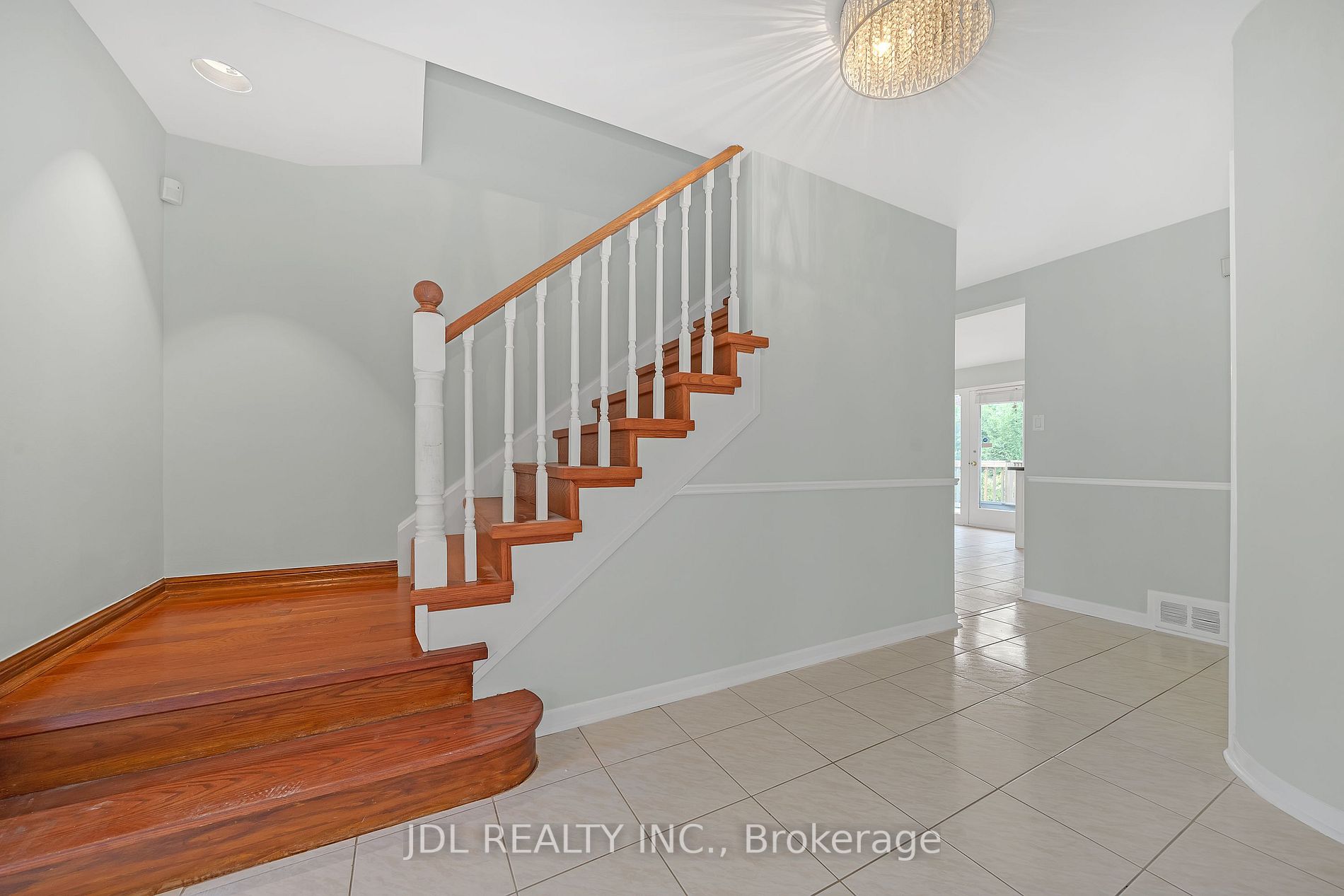 18 Didrickson Drive