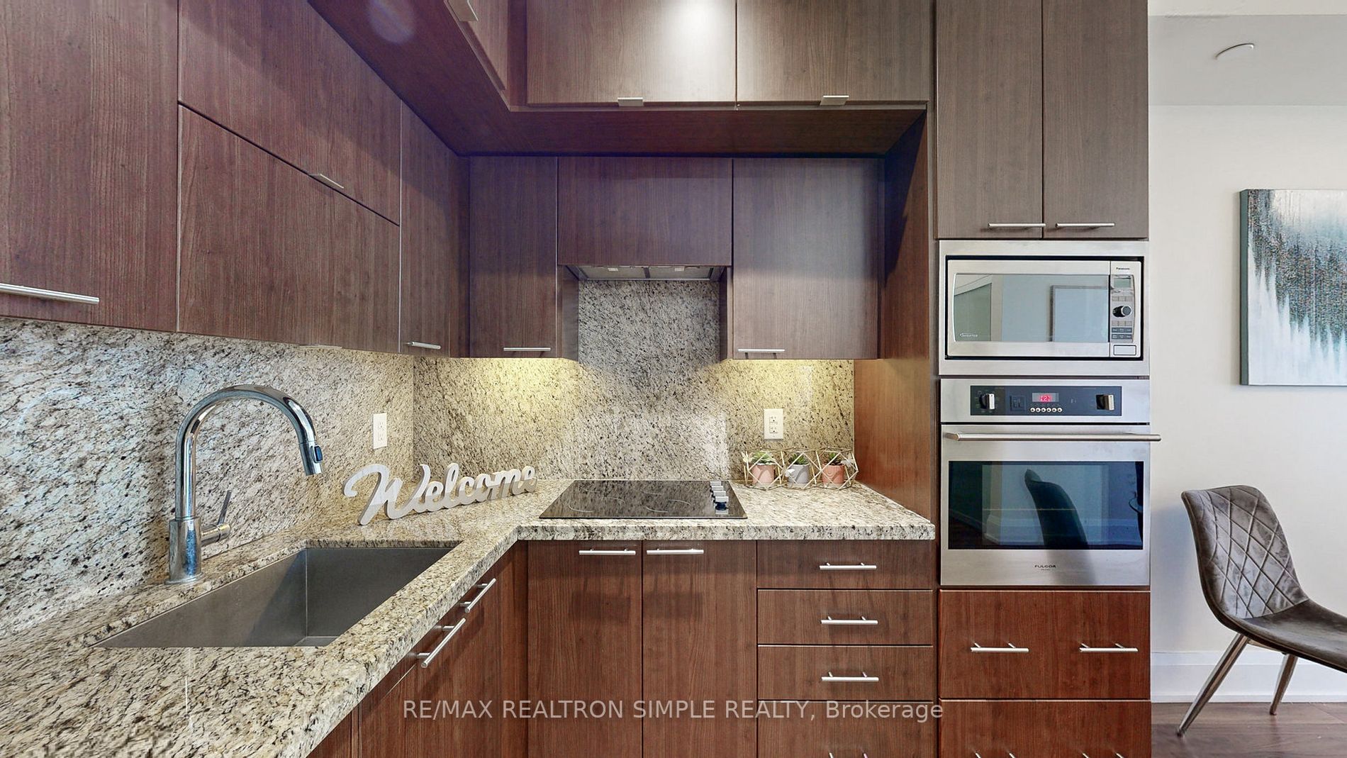 120 Harrison Garden Blvd, #1032