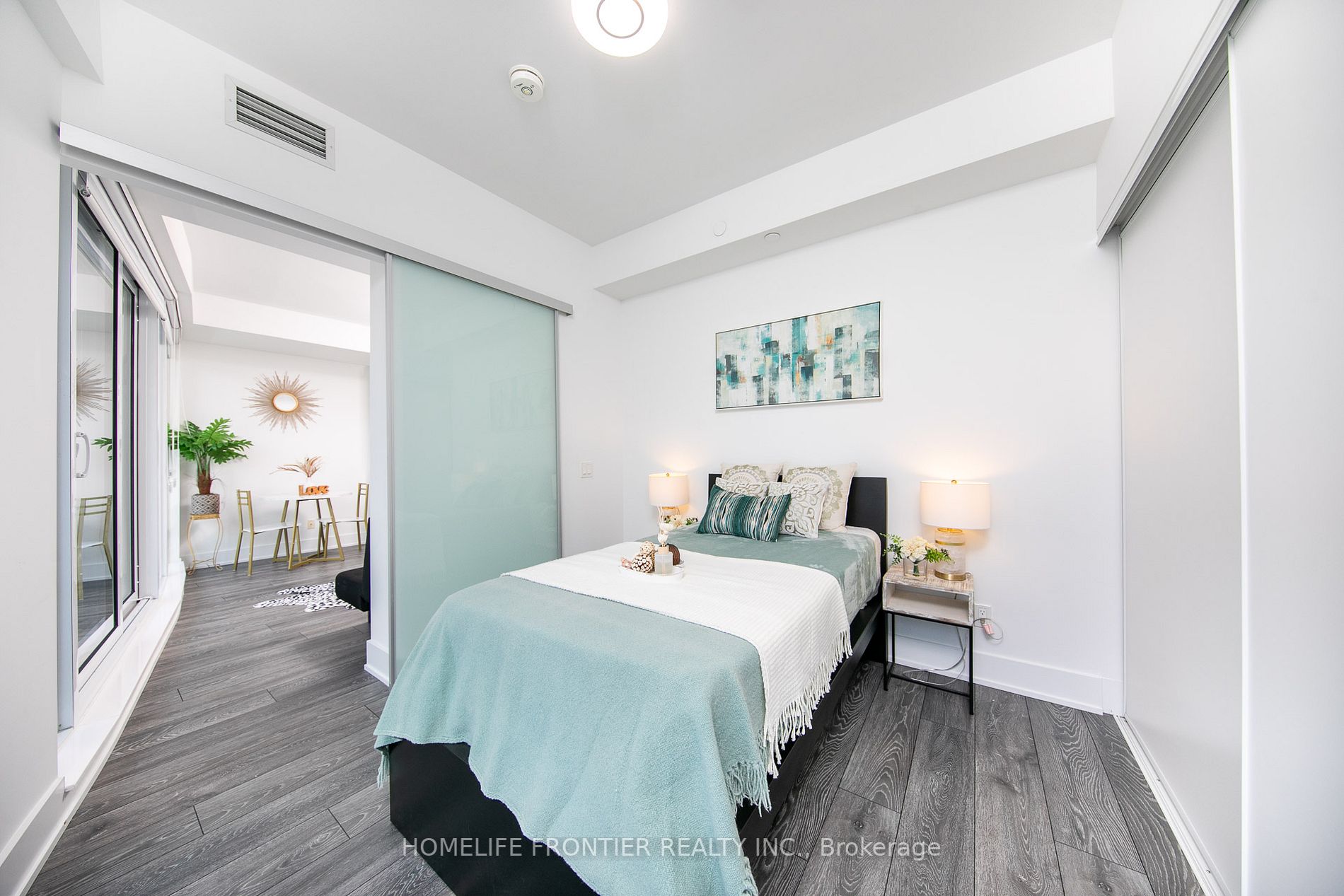 403 Church St, #1503