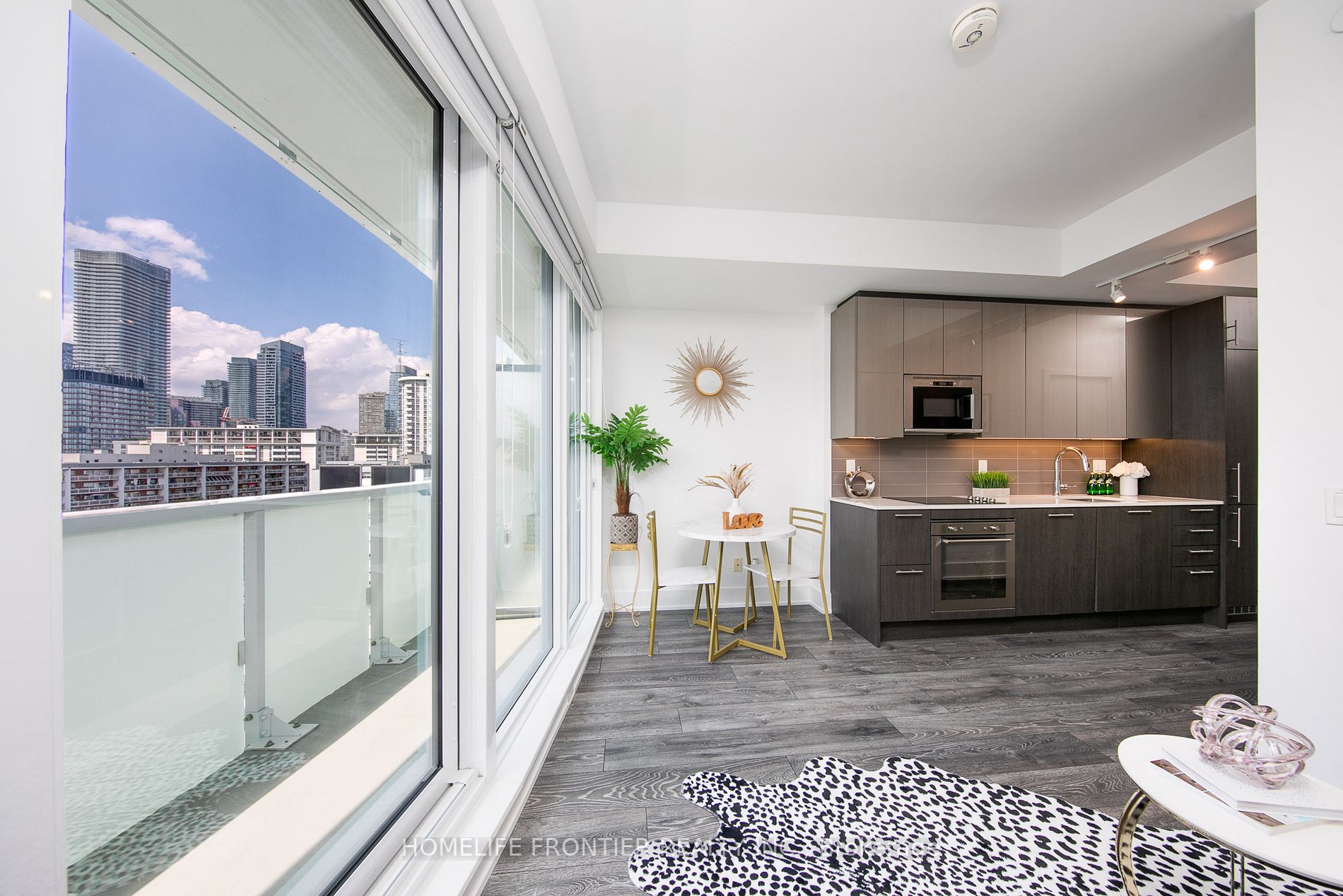 403 Church St, #1503