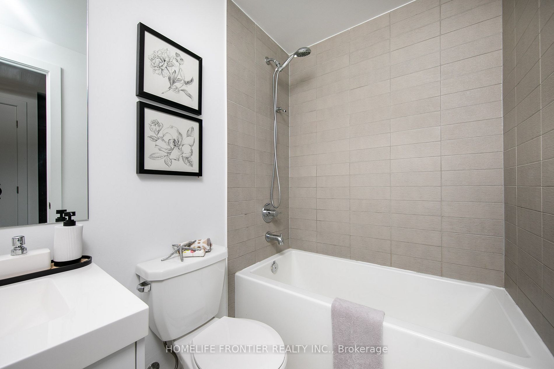 403 Church St, #1503