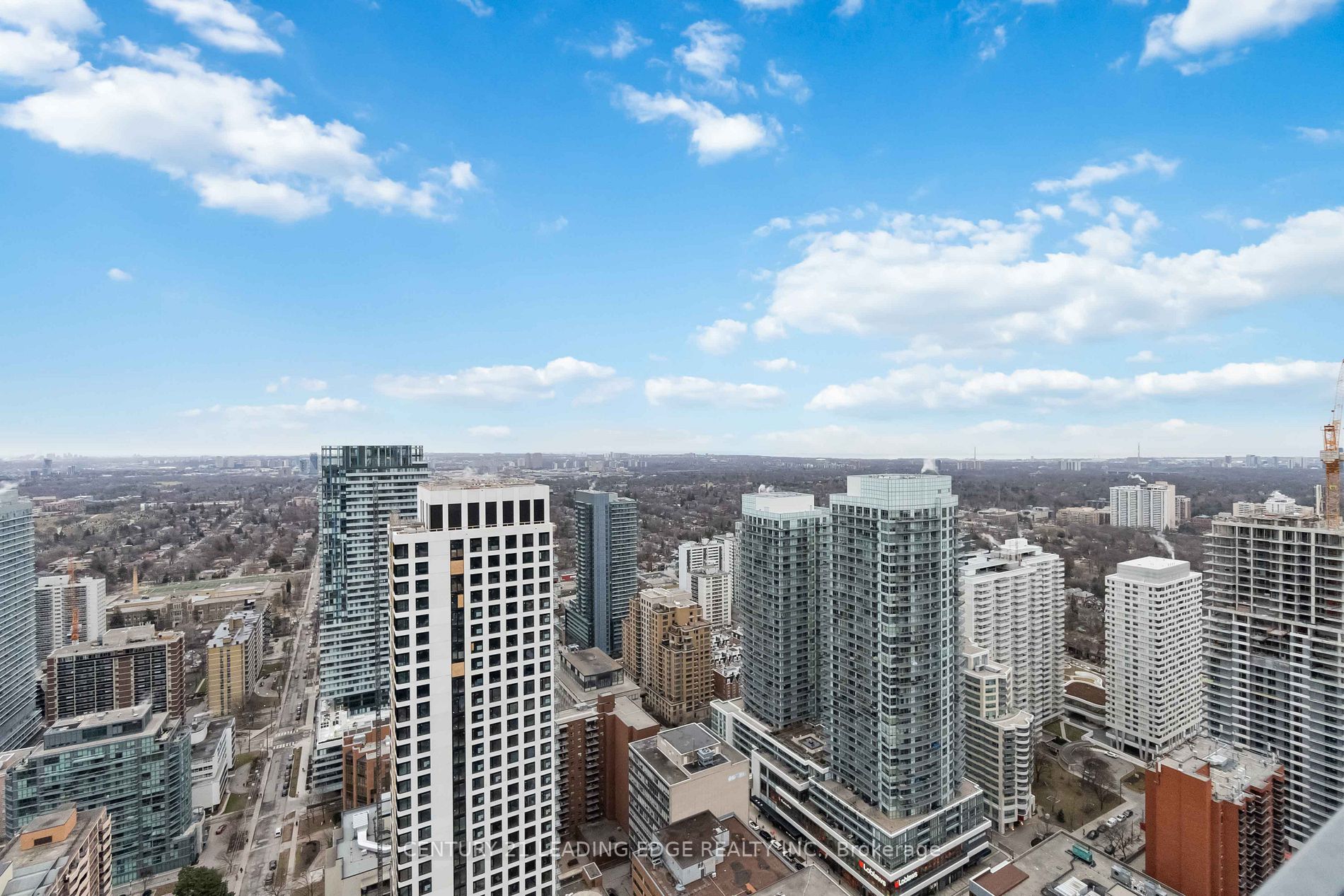 39 Roehampton Ave, #4109